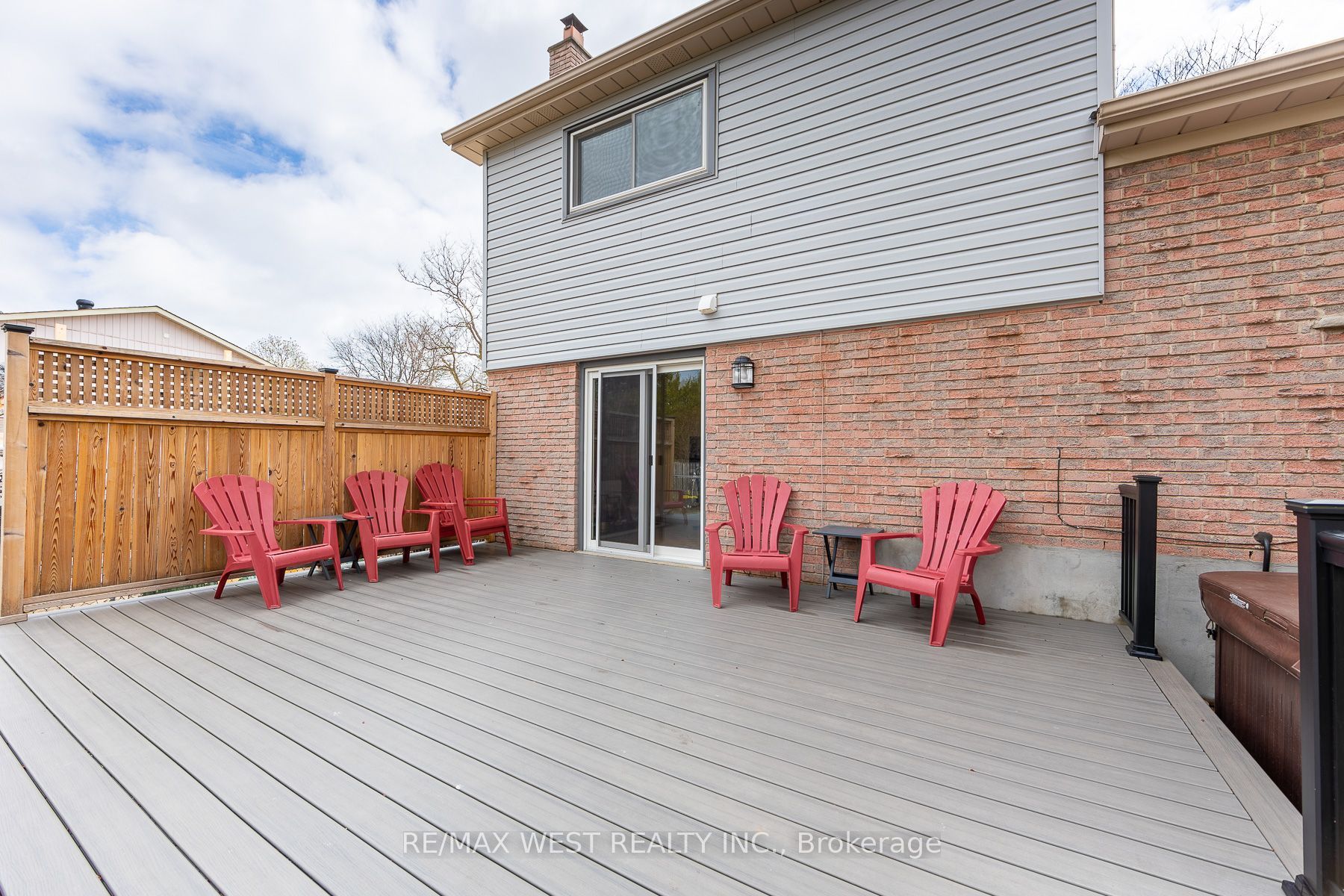 20 Sanderson Crescent Property Photo 26