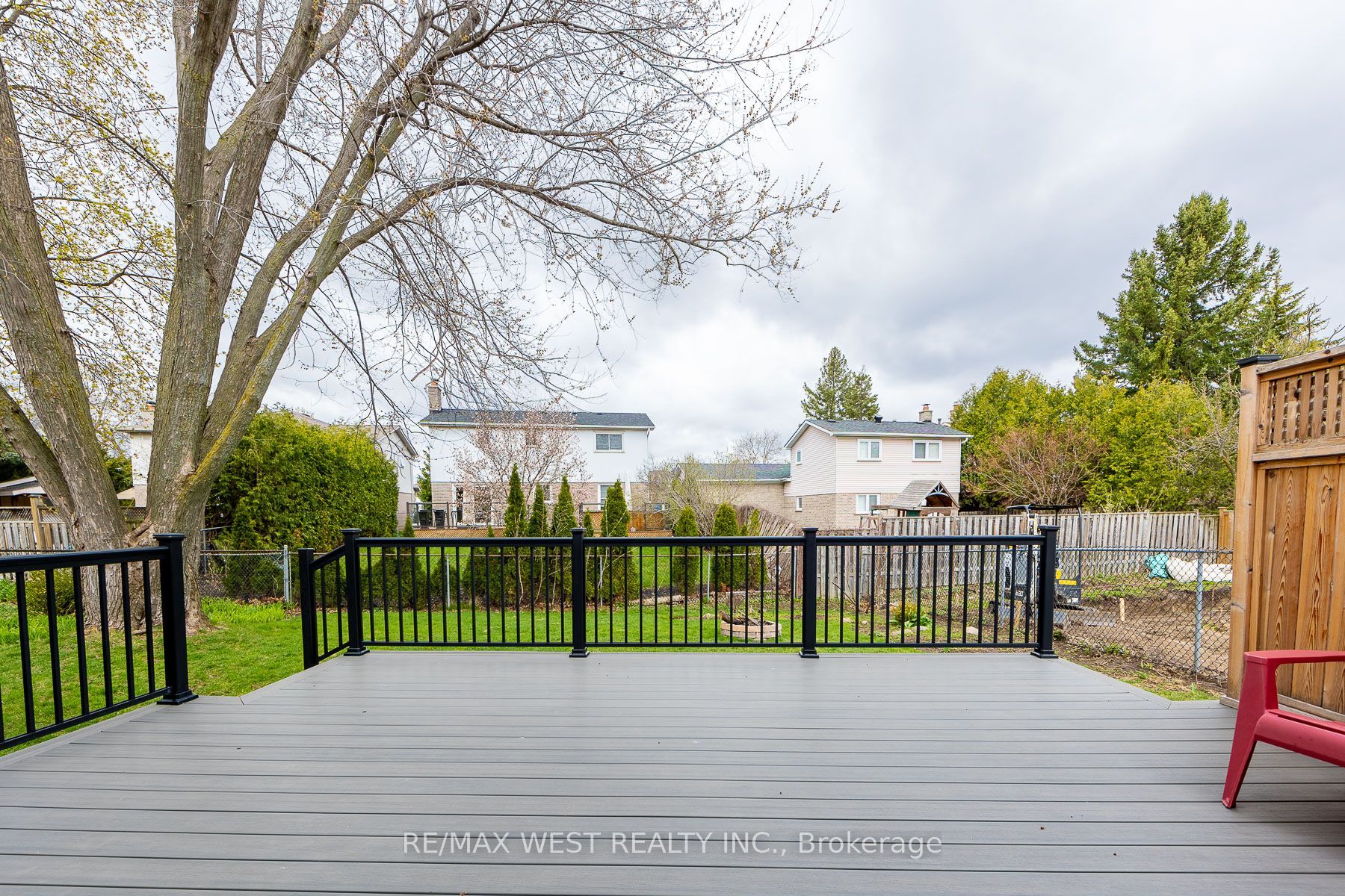 20 Sanderson Crescent Property Photo 29
