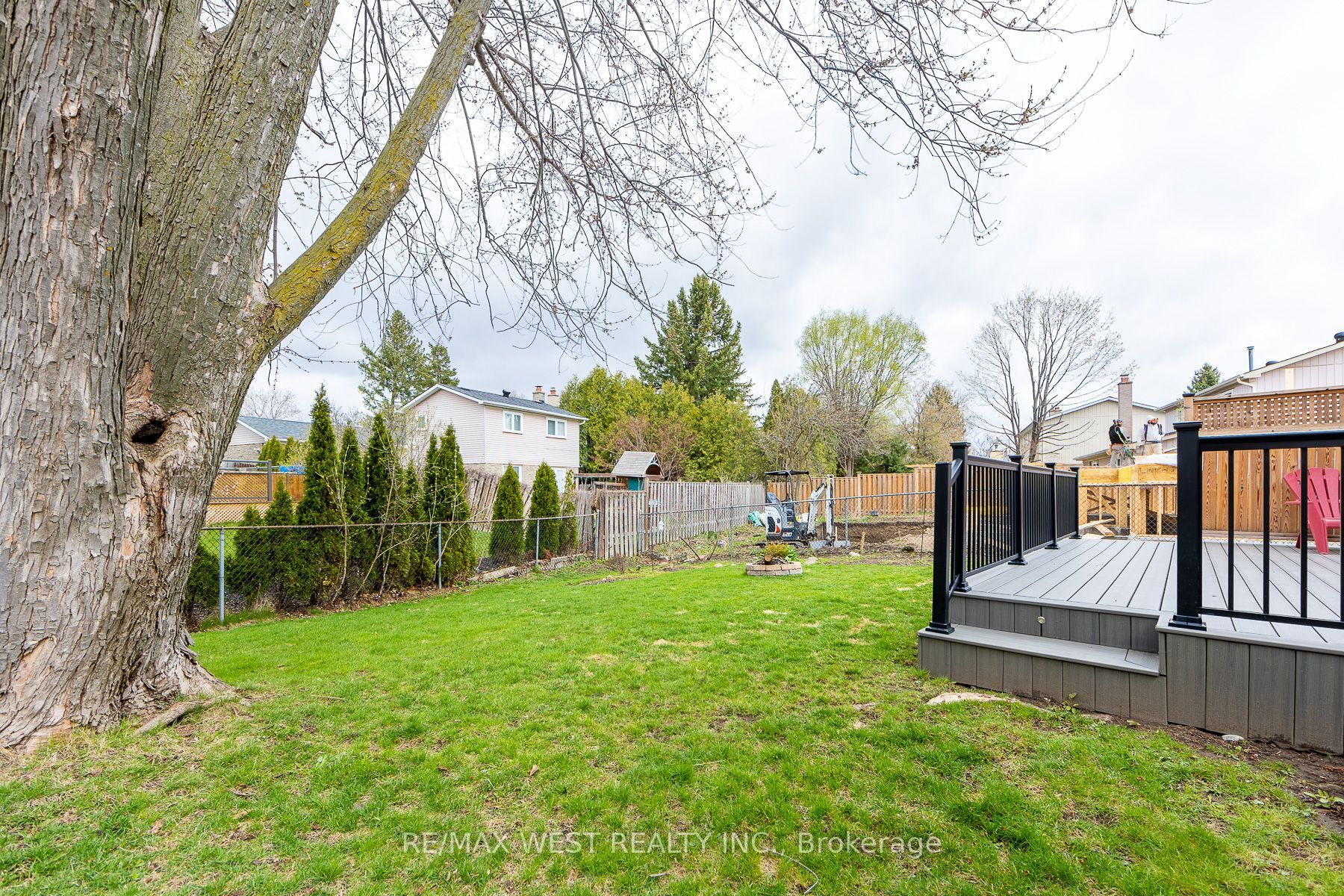 20 Sanderson Crescent Property Photo 30