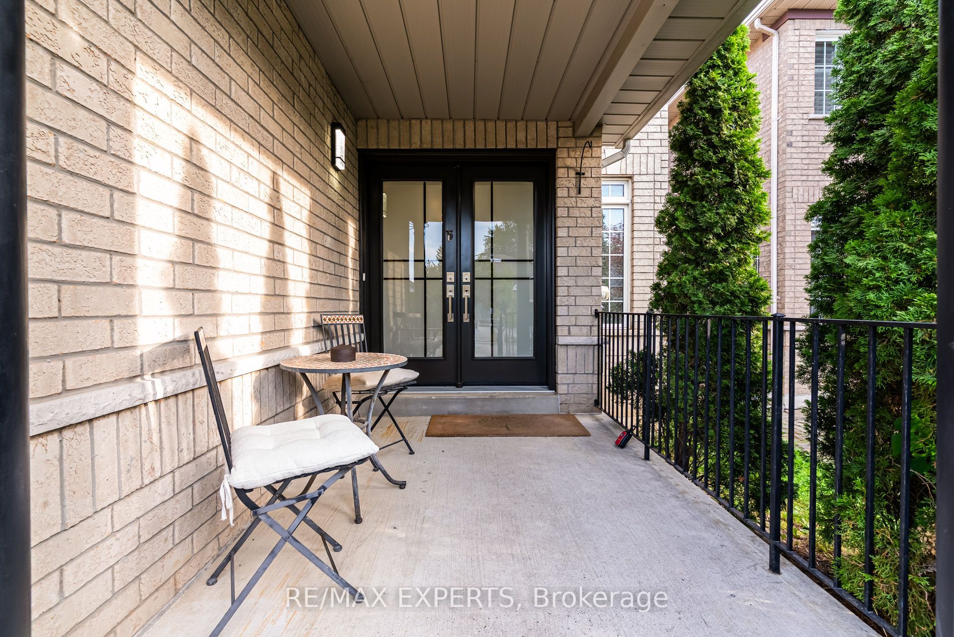 45 Naughton Drive Property Photo 2