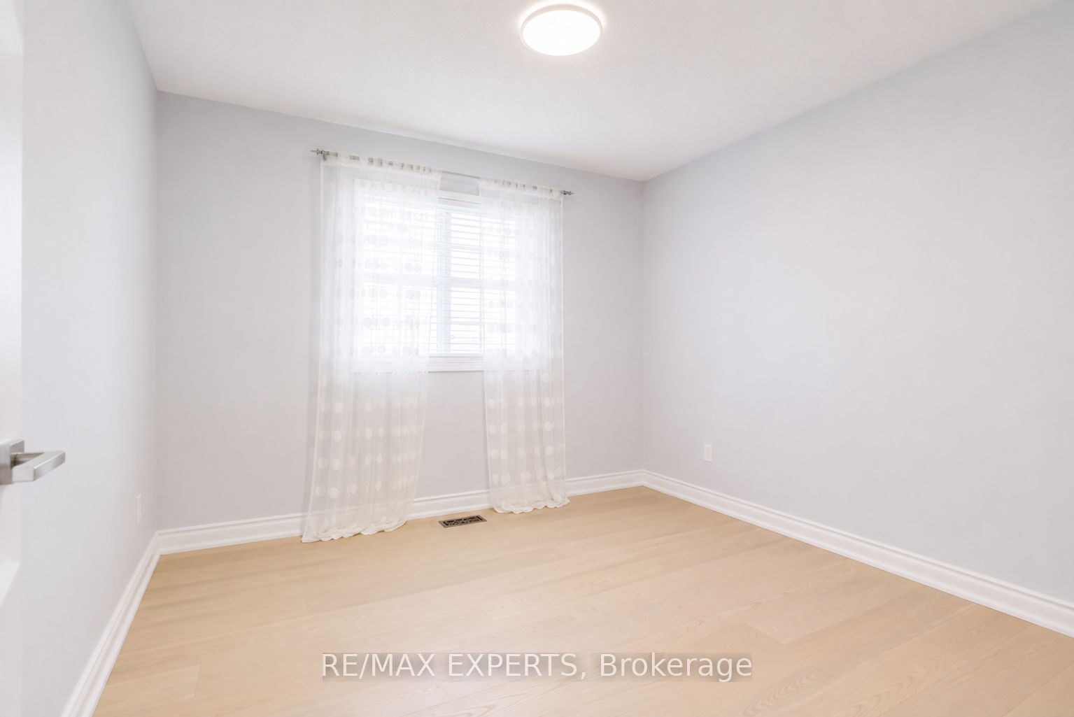 45 Naughton Drive Property Photo 27