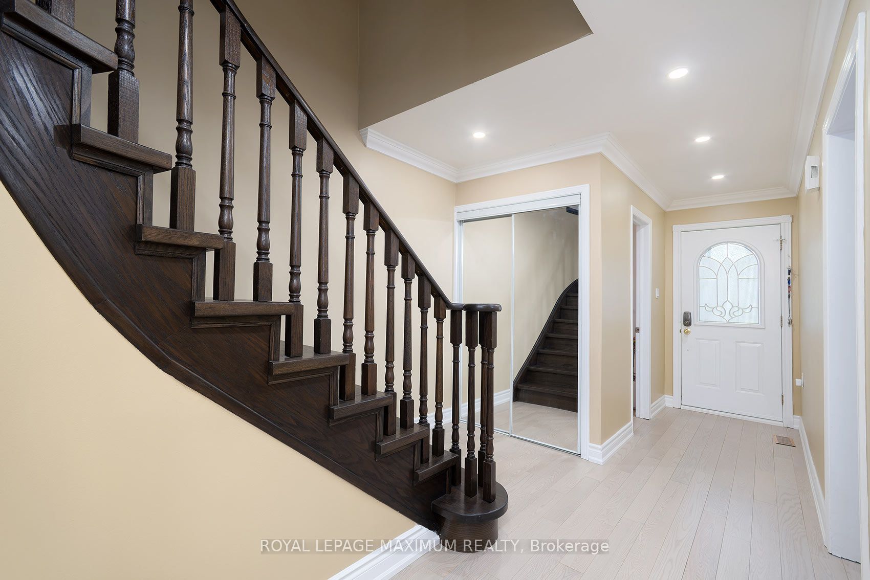 53 Aberdeen Avenue Property Photo 4