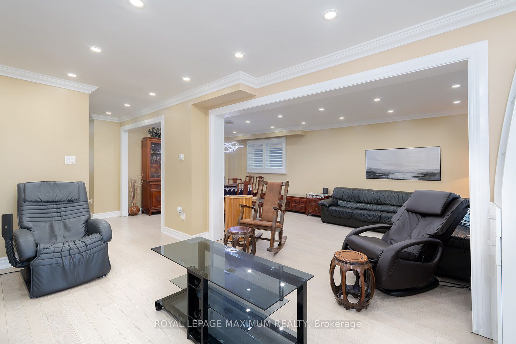 53 Aberdeen Avenue Property Photo 6