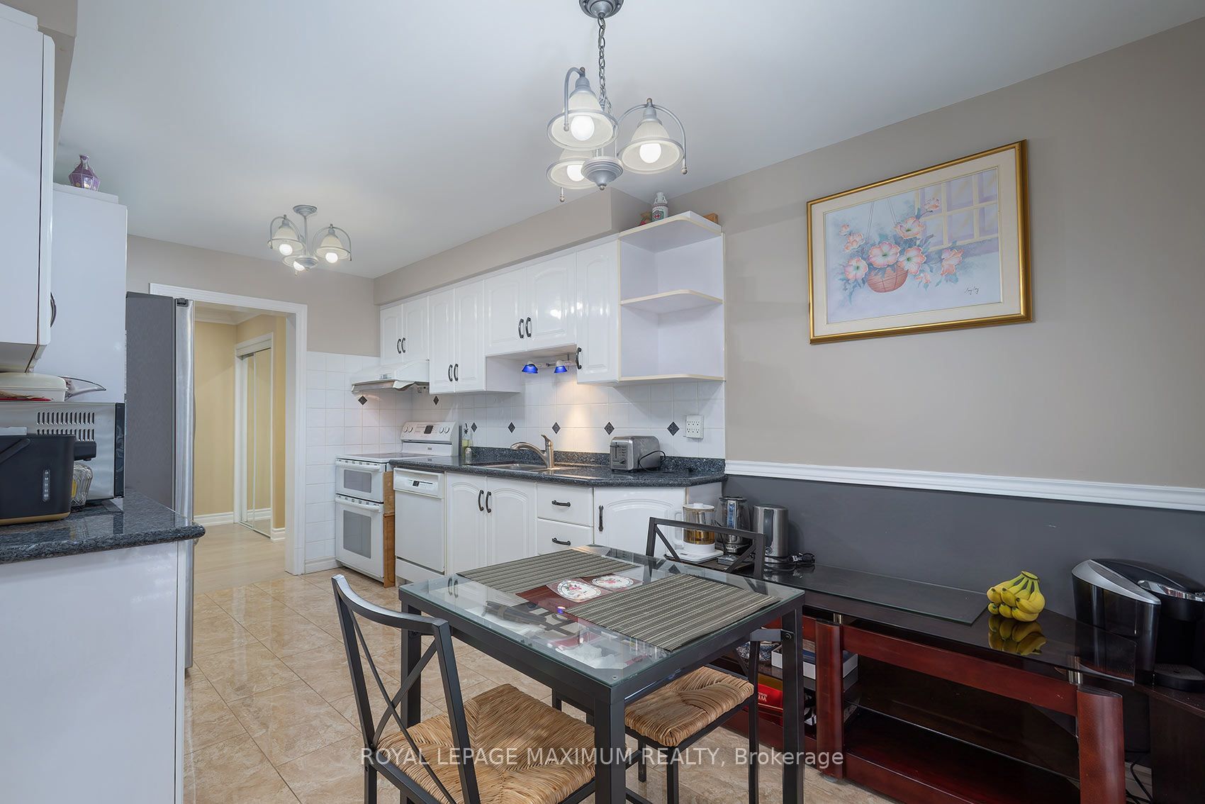 53 Aberdeen Avenue Property Photo 14