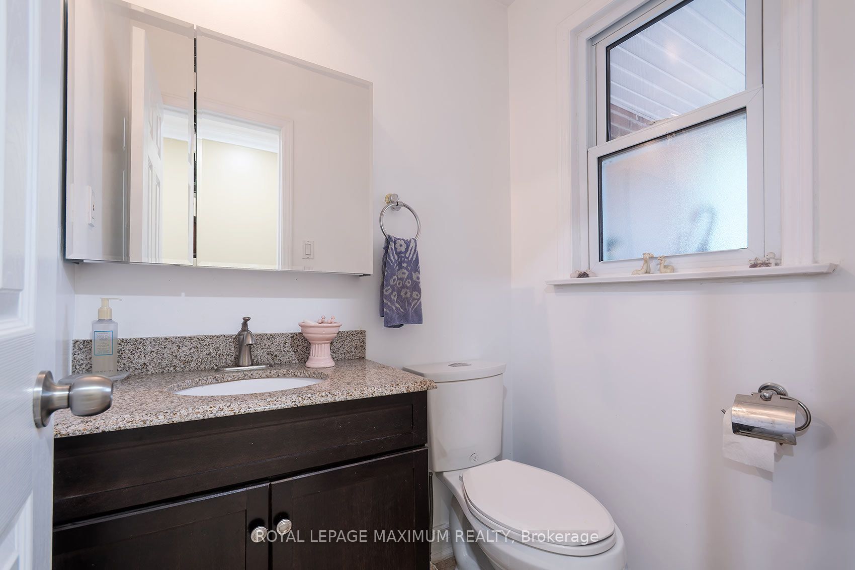 53 Aberdeen Avenue Property Photo 16