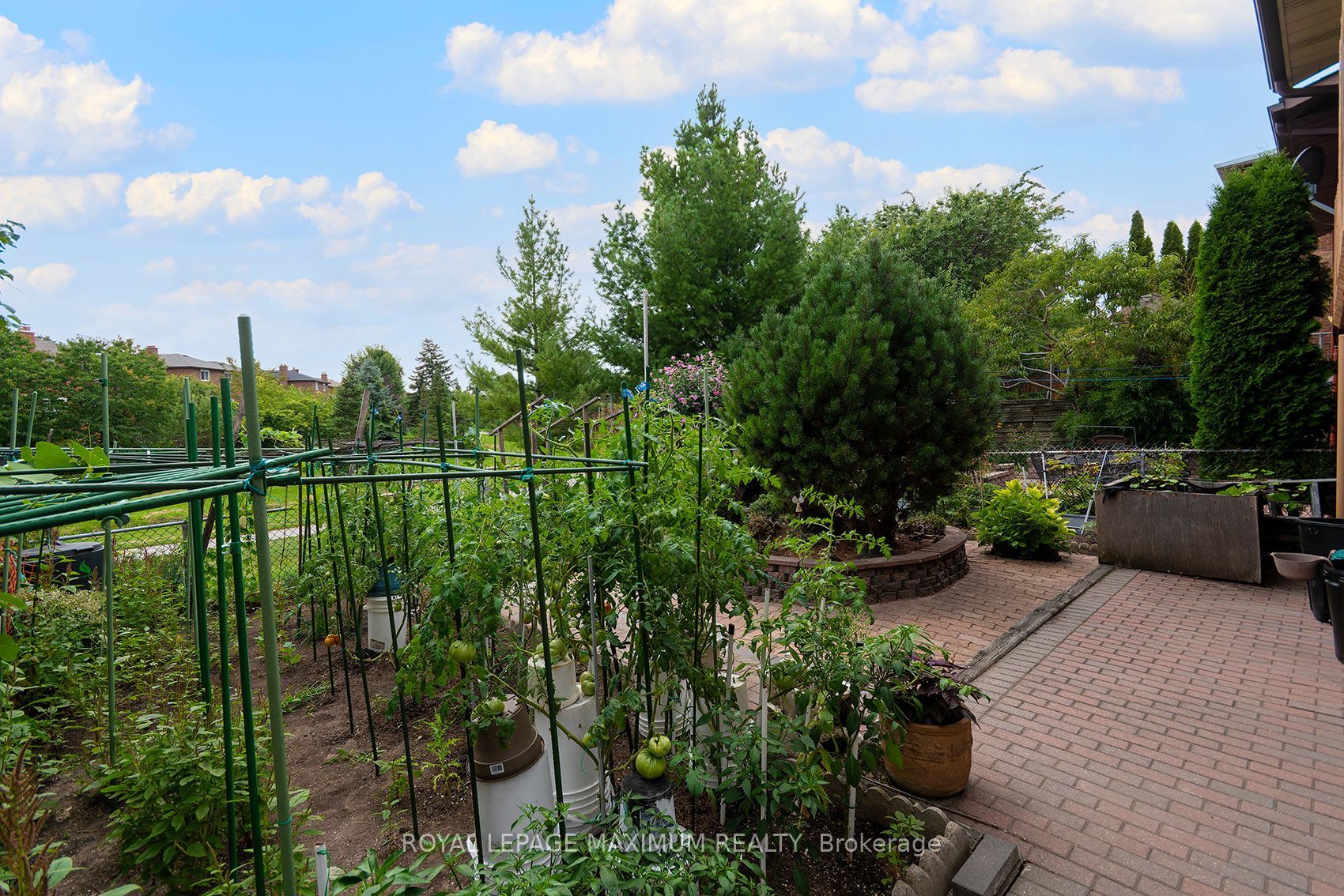 53 Aberdeen Avenue Property Photo 33