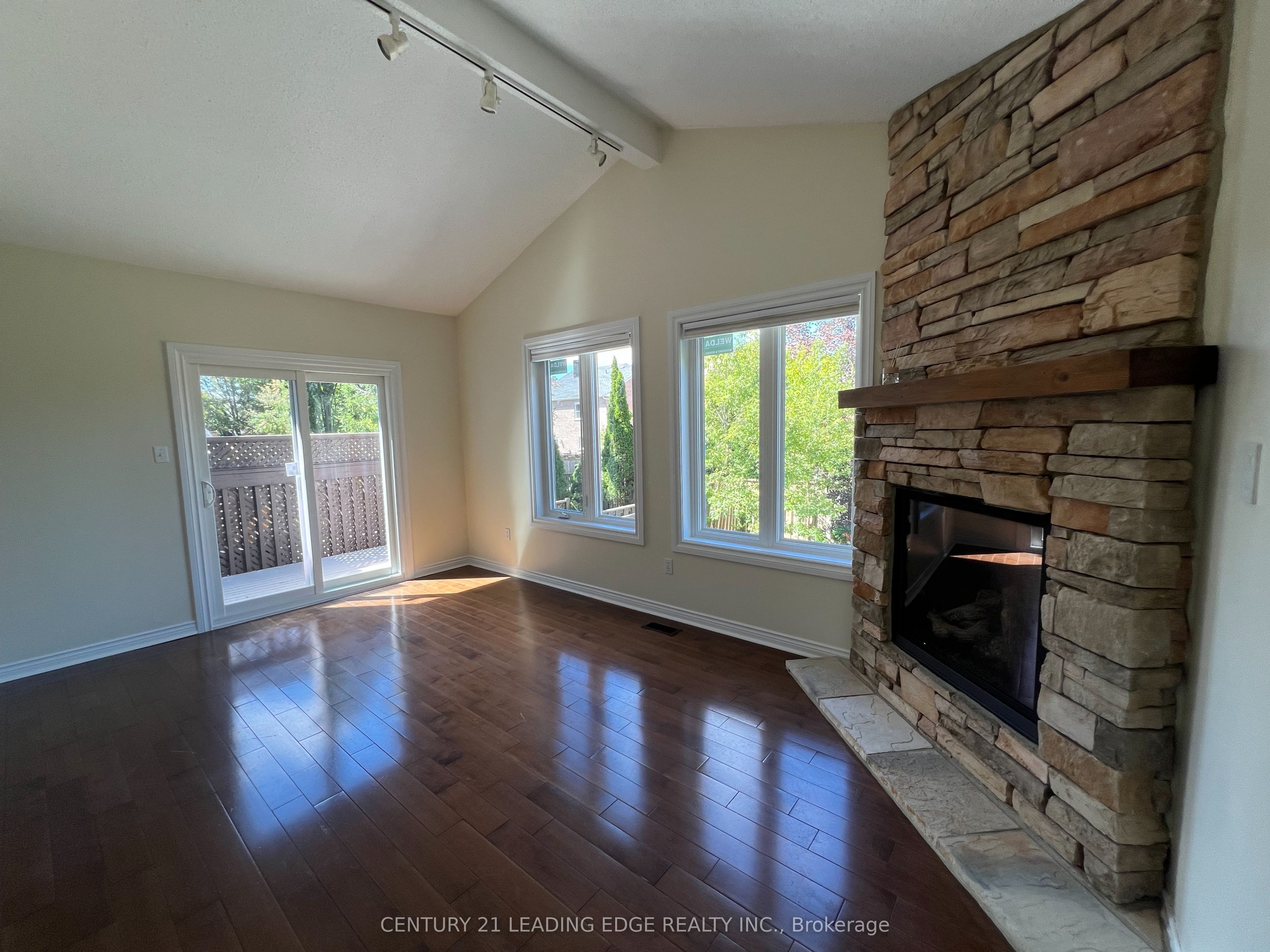 180 Stone Road Property Photo 5