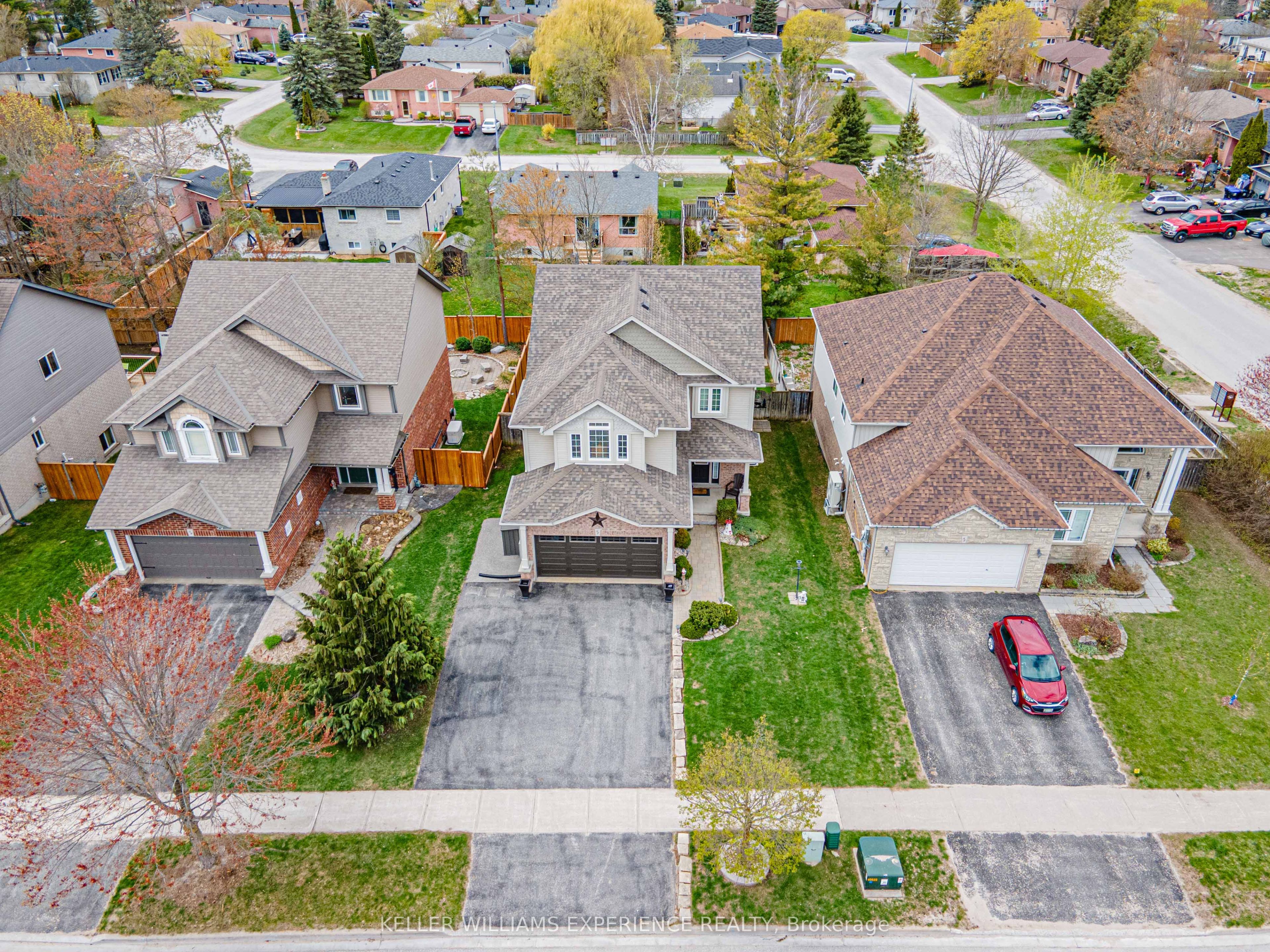 87 Armeda Clow Crescent Property Photo 4