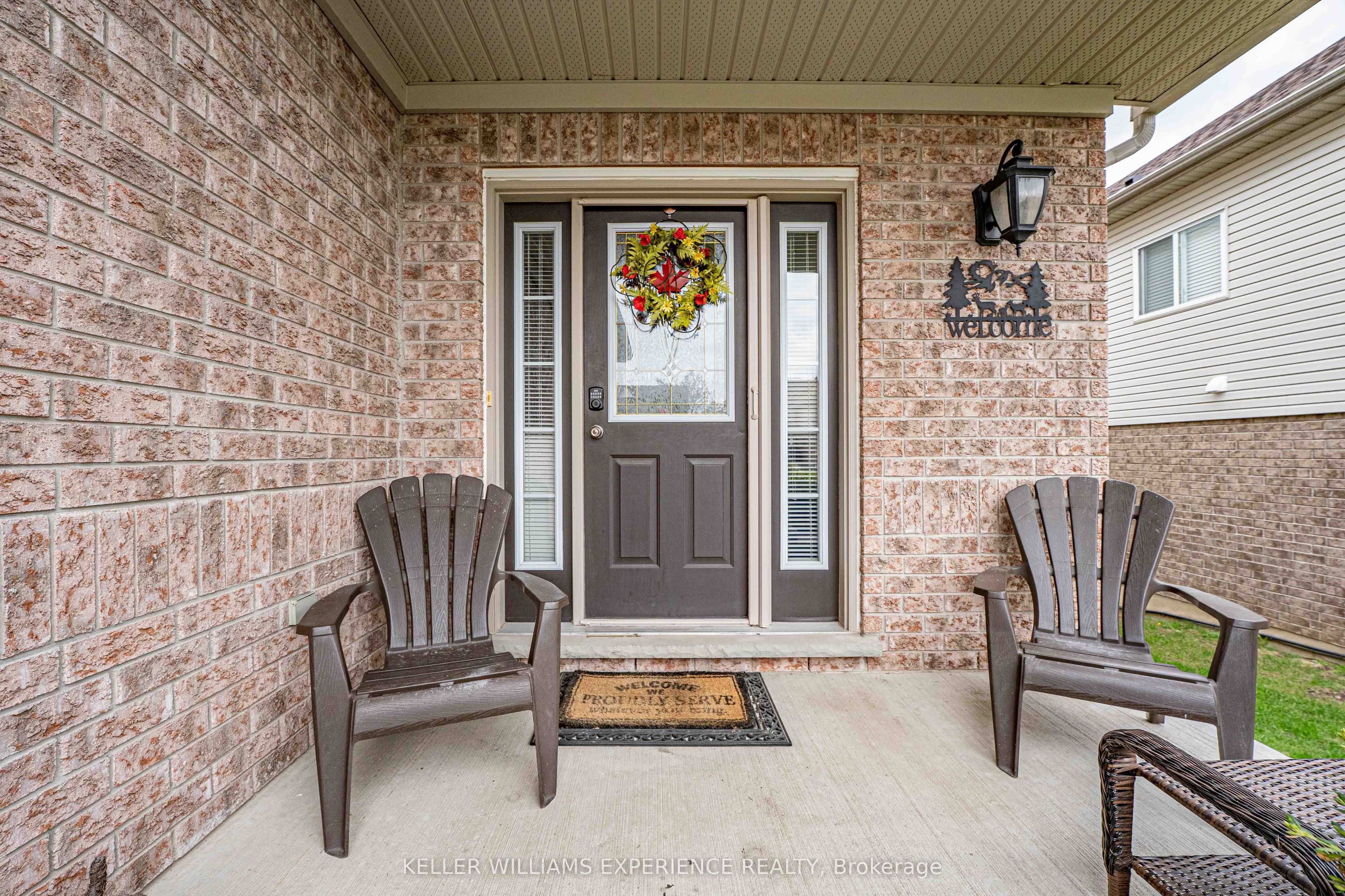 87 Armeda Clow Crescent Property Photo 11