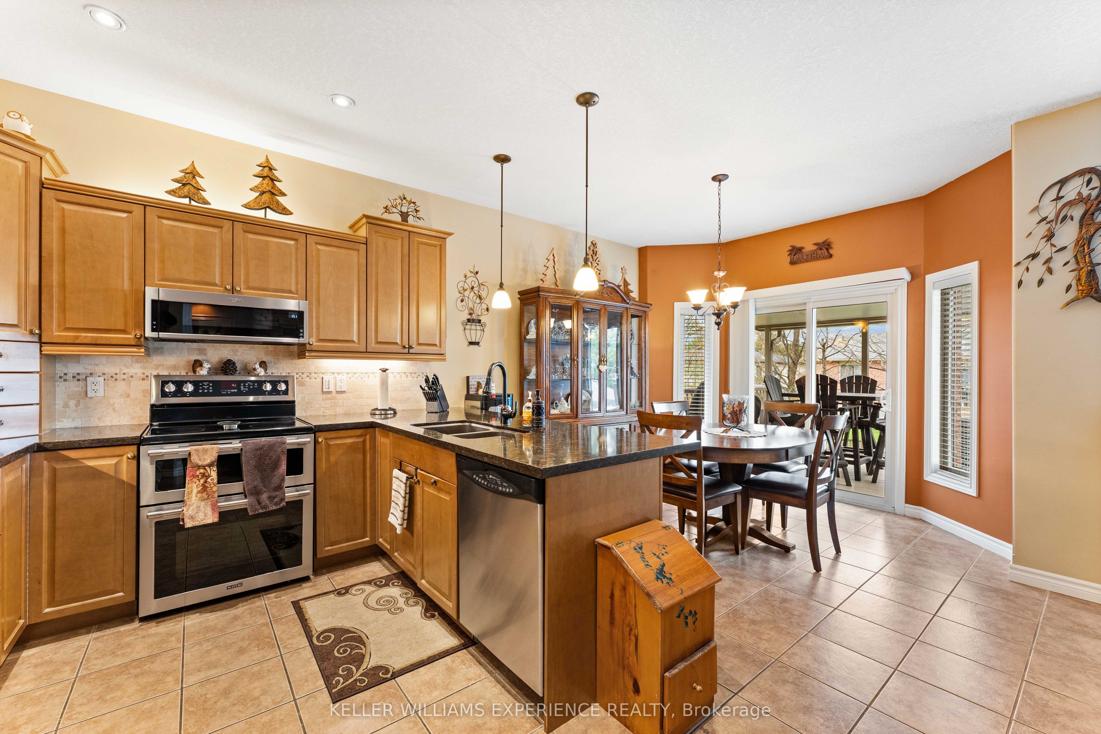 87 Armeda Clow Crescent Property Photo 19