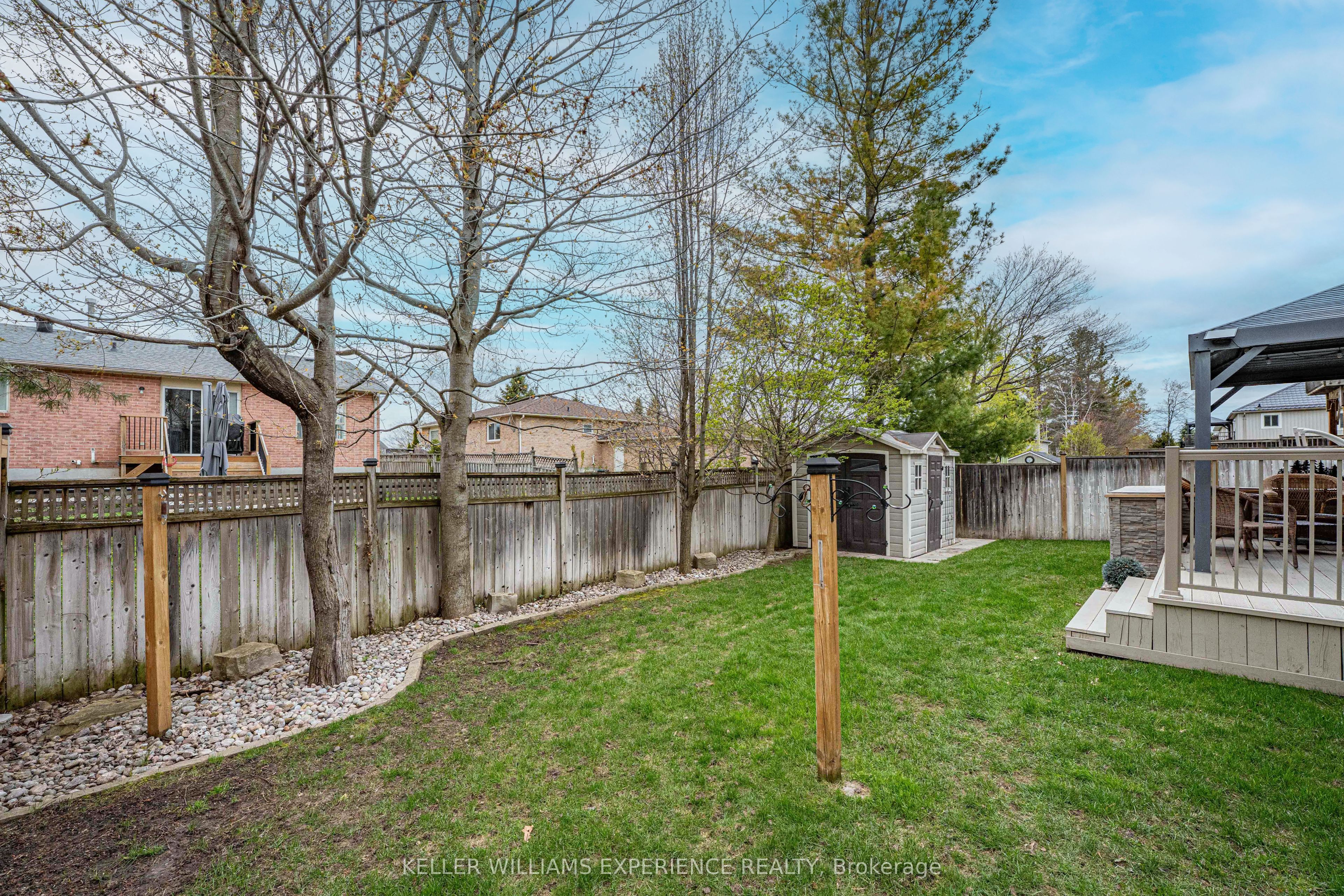 87 Armeda Clow Crescent Property Photo 43
