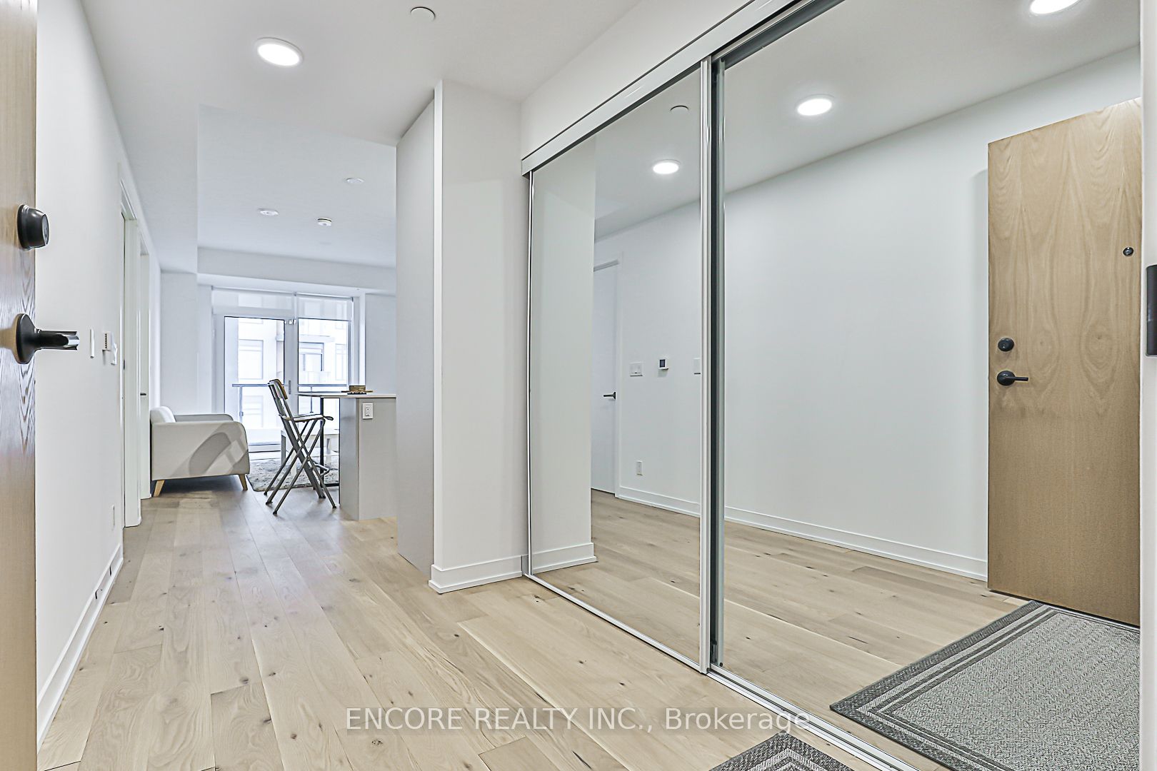 7950 Bathurst Street B502 Property Photo 5
