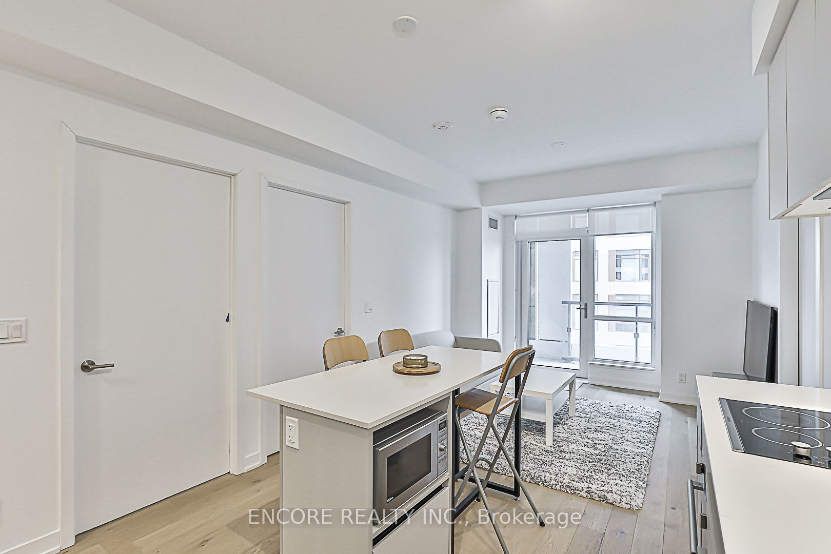 7950 Bathurst Street B502 Property Photo 15