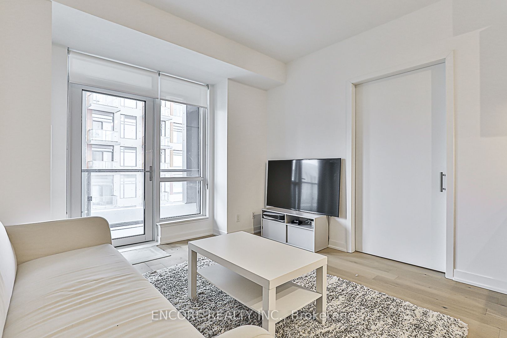 7950 Bathurst Street B502 Property Photo 17