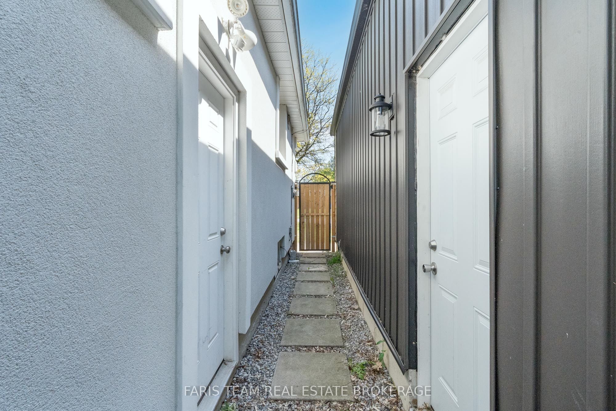 136 Oriole Drive Property Photo 32