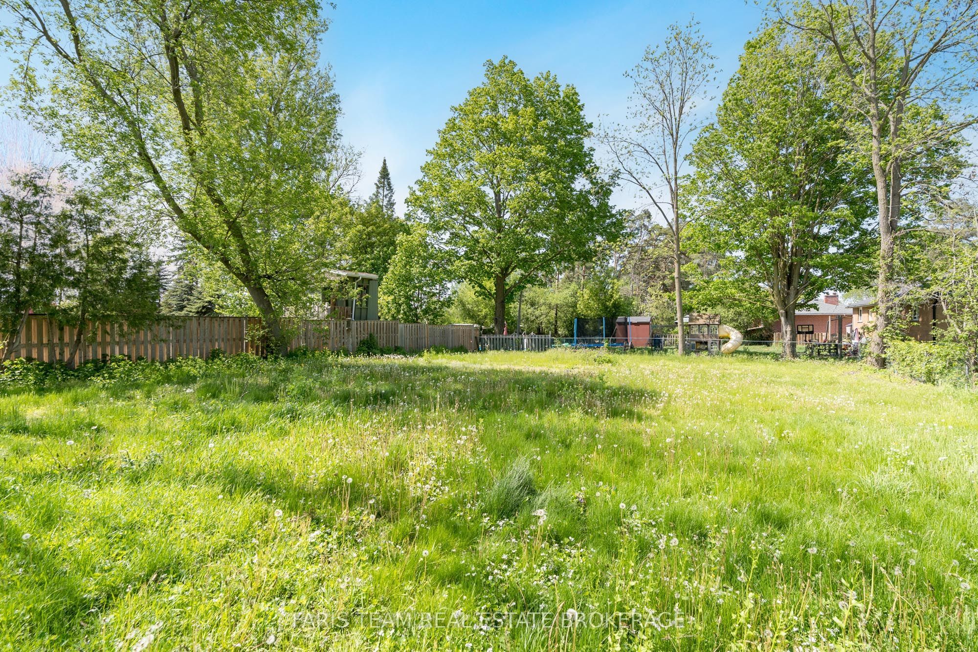 136 Oriole Drive Property Photo 35