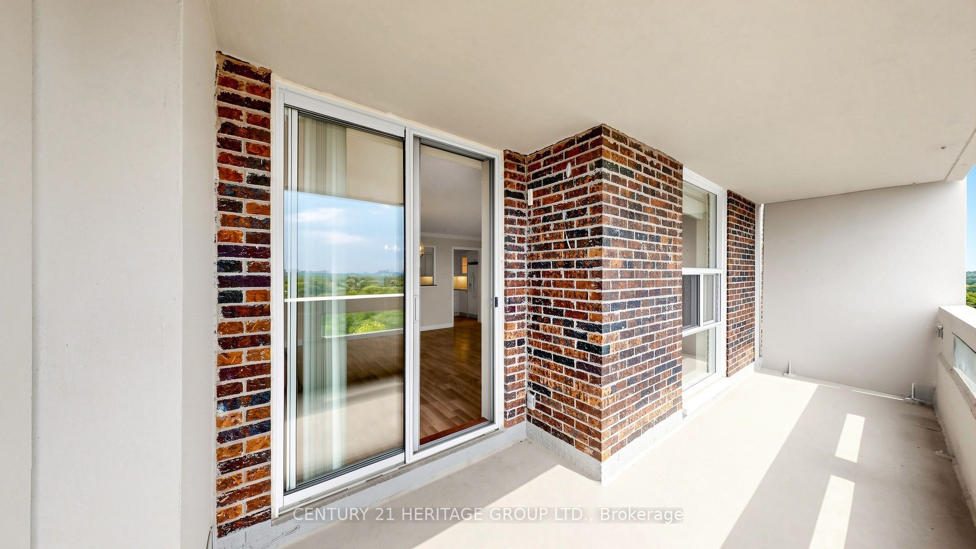 60 Inverlochy Boulevard 1108 Property Photo 33