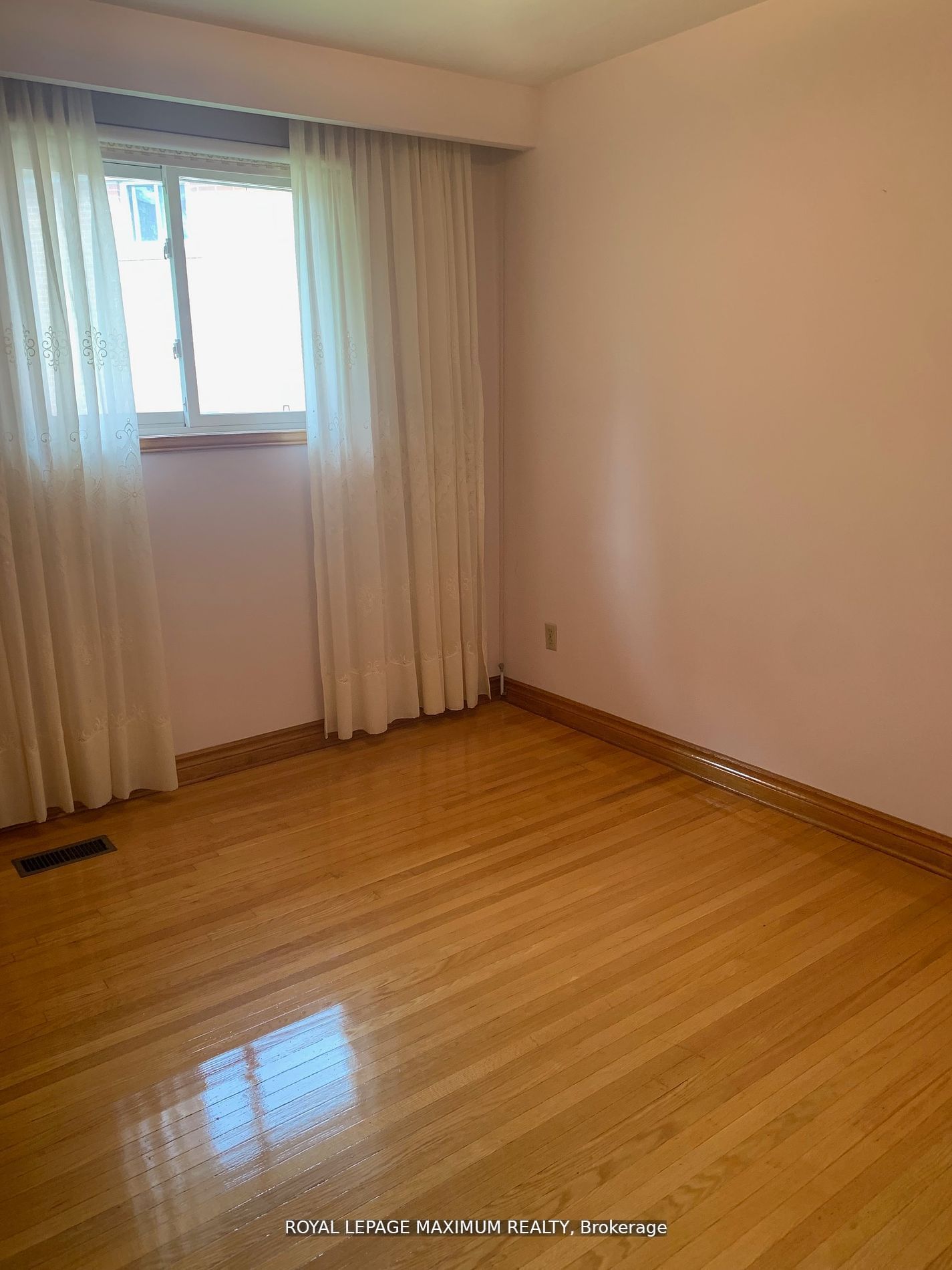 155 Rainbow Drive Property Photo 12