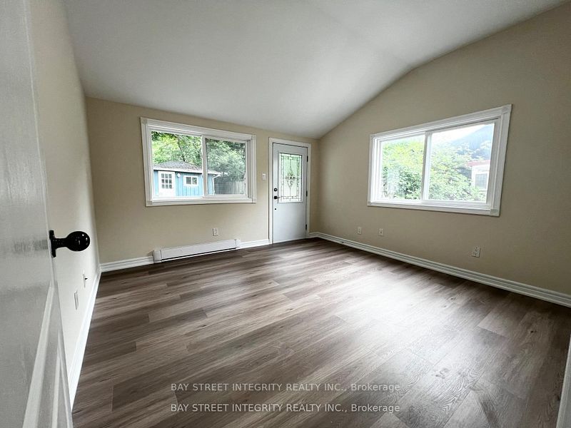 29 Balson Boulevard Property Photo 8