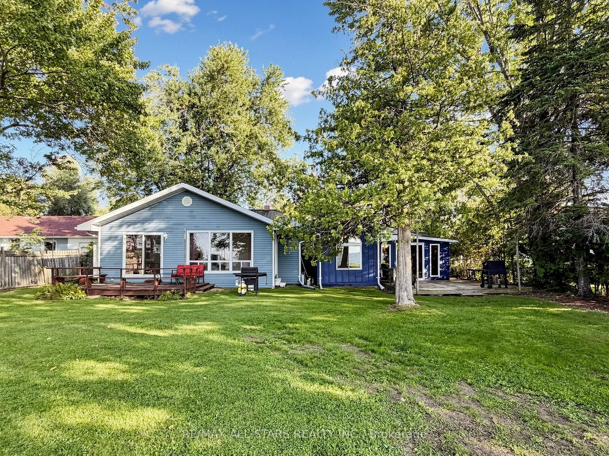 62 Irving Drive Property Photo 3