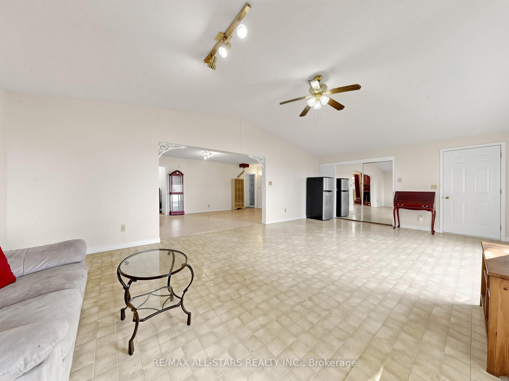 62 Irving Drive Property Photo 8