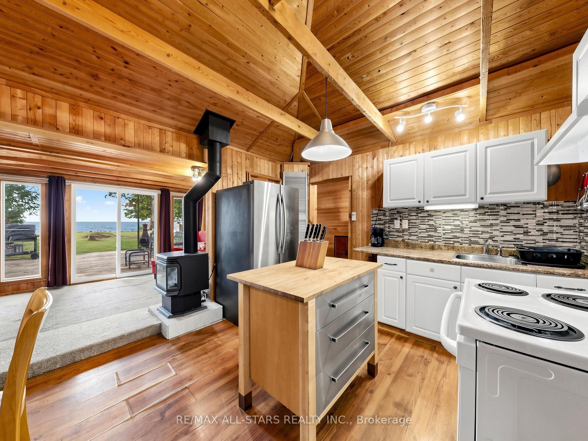 62 Irving Drive Property Photo 28