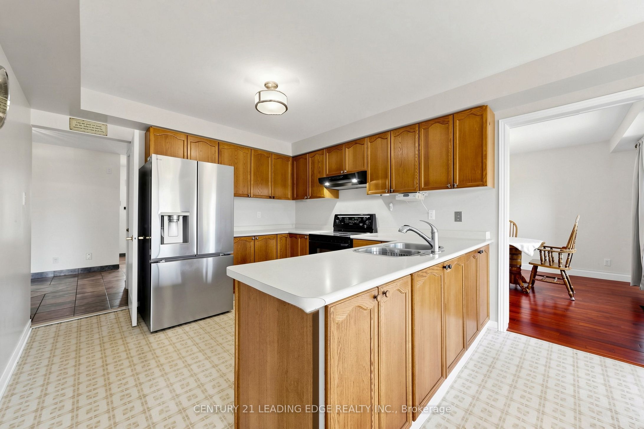 153 Natanya Boulevard Property Photo 12
