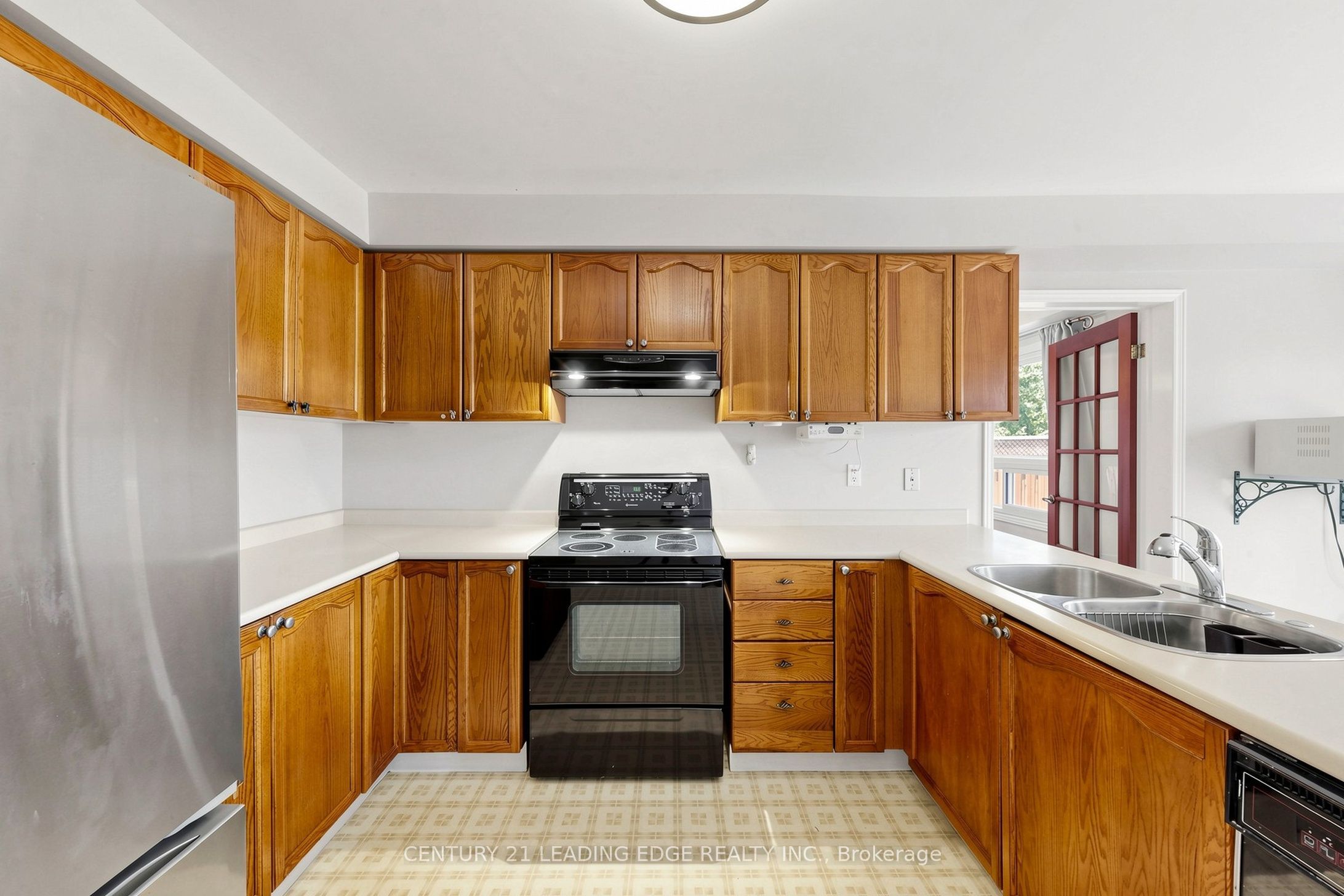 153 Natanya Boulevard Property Photo 13