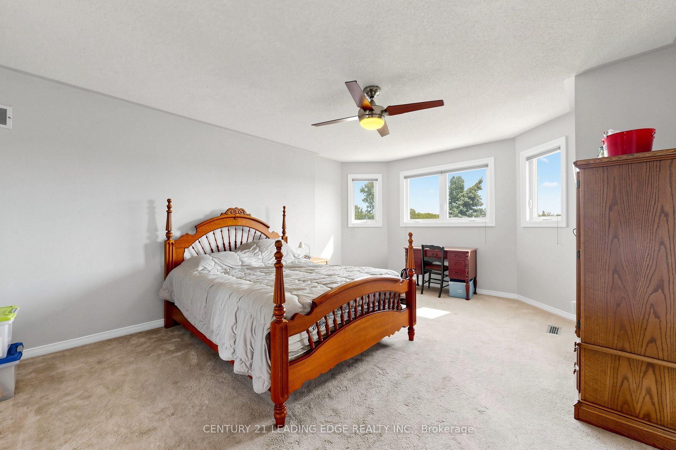 153 Natanya Boulevard Property Photo 27