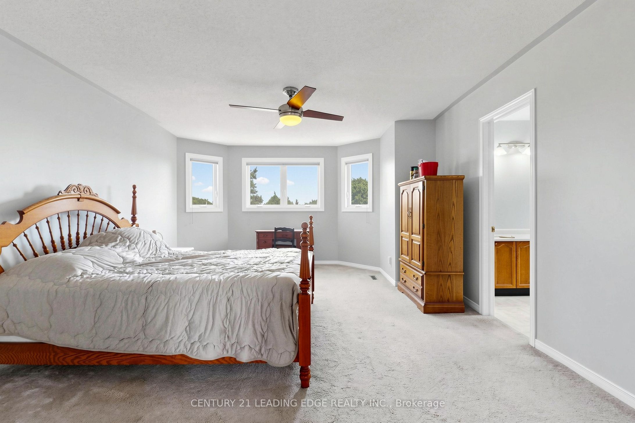 153 Natanya Boulevard Property Photo 28
