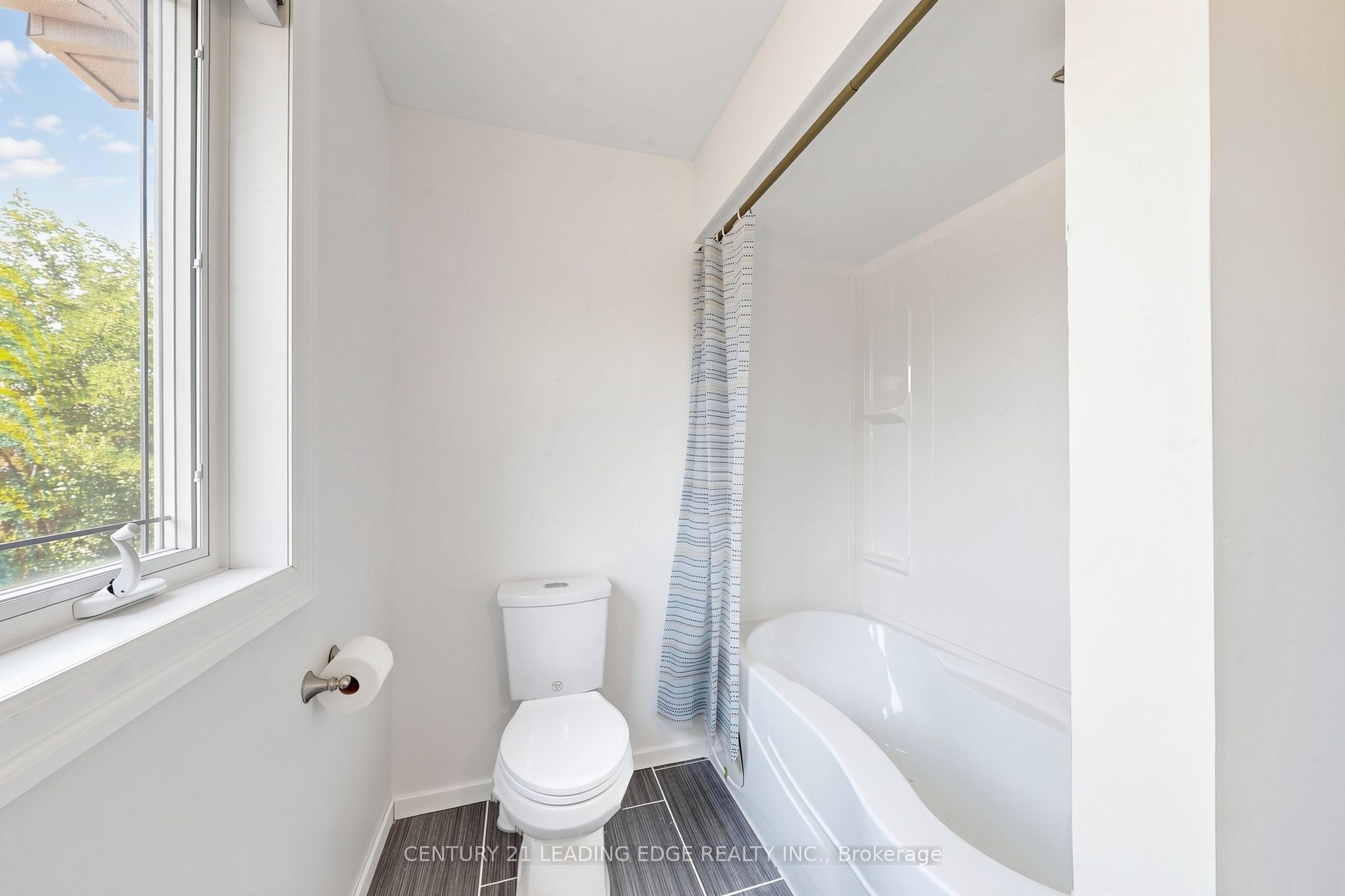 153 Natanya Boulevard Property Photo 42