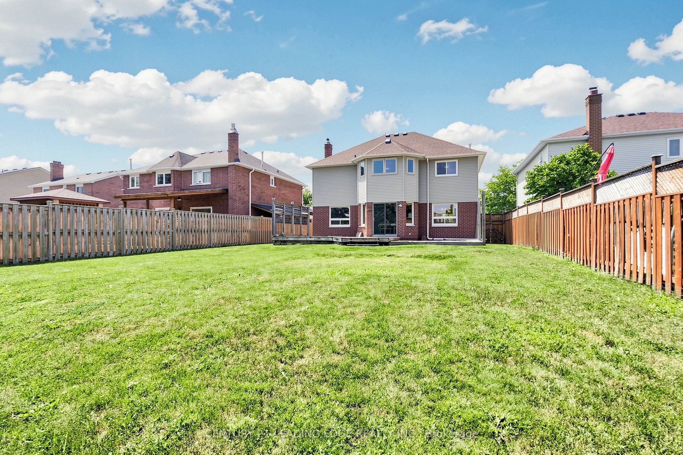 153 Natanya Boulevard Property Photo 44