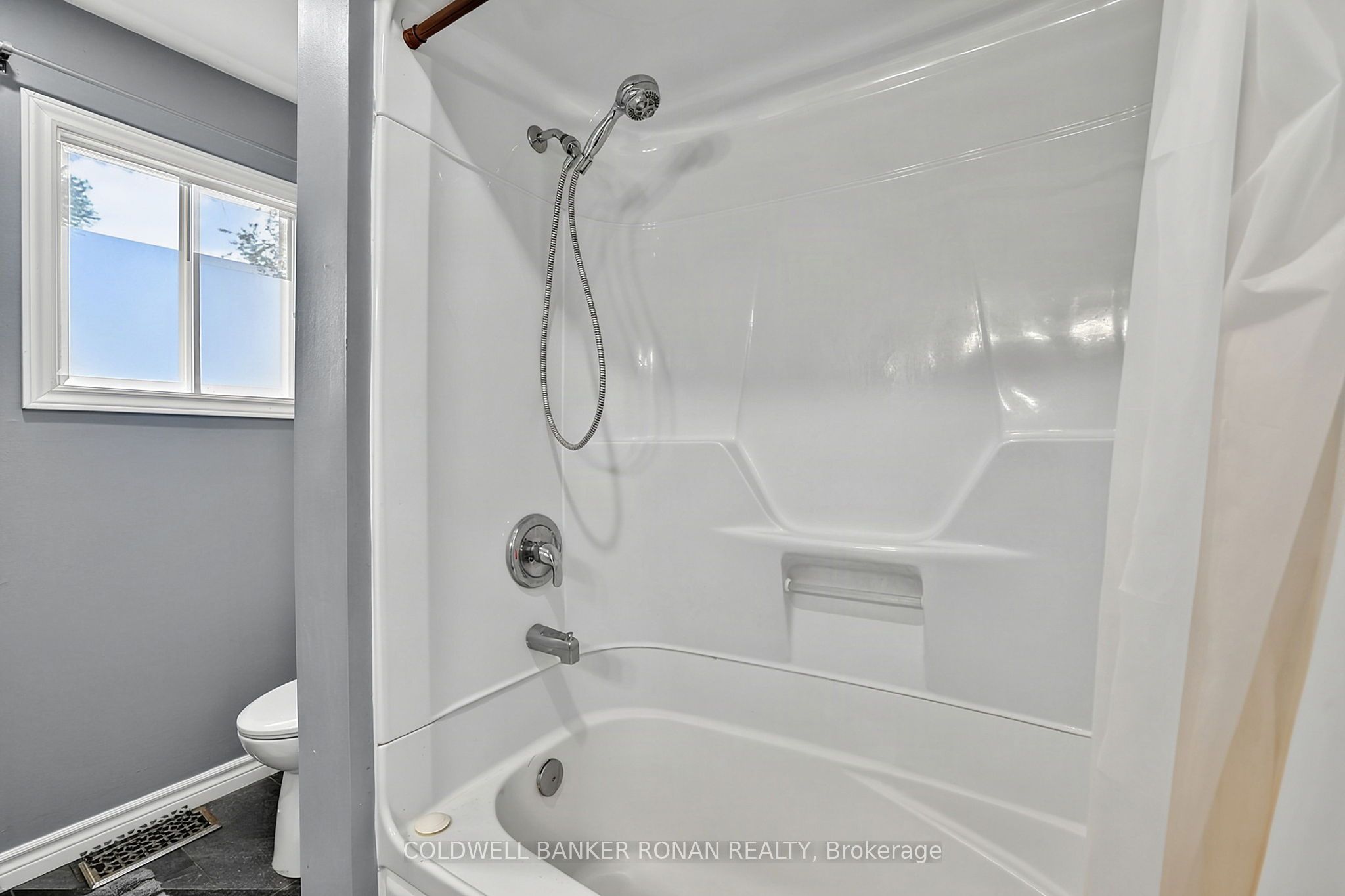 8 Mccarthy Crescent Property Photo 27