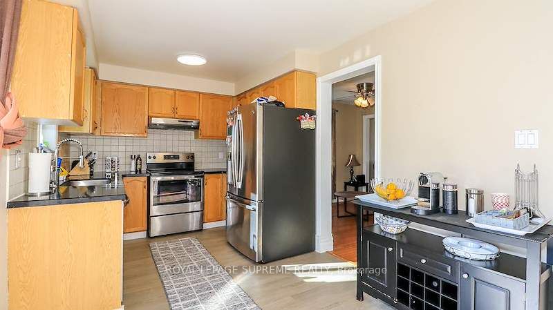 2169 Jans Boulevard Property Photo 7