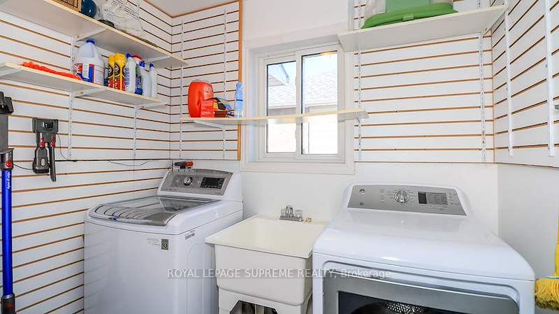 2169 Jans Boulevard Property Photo 16