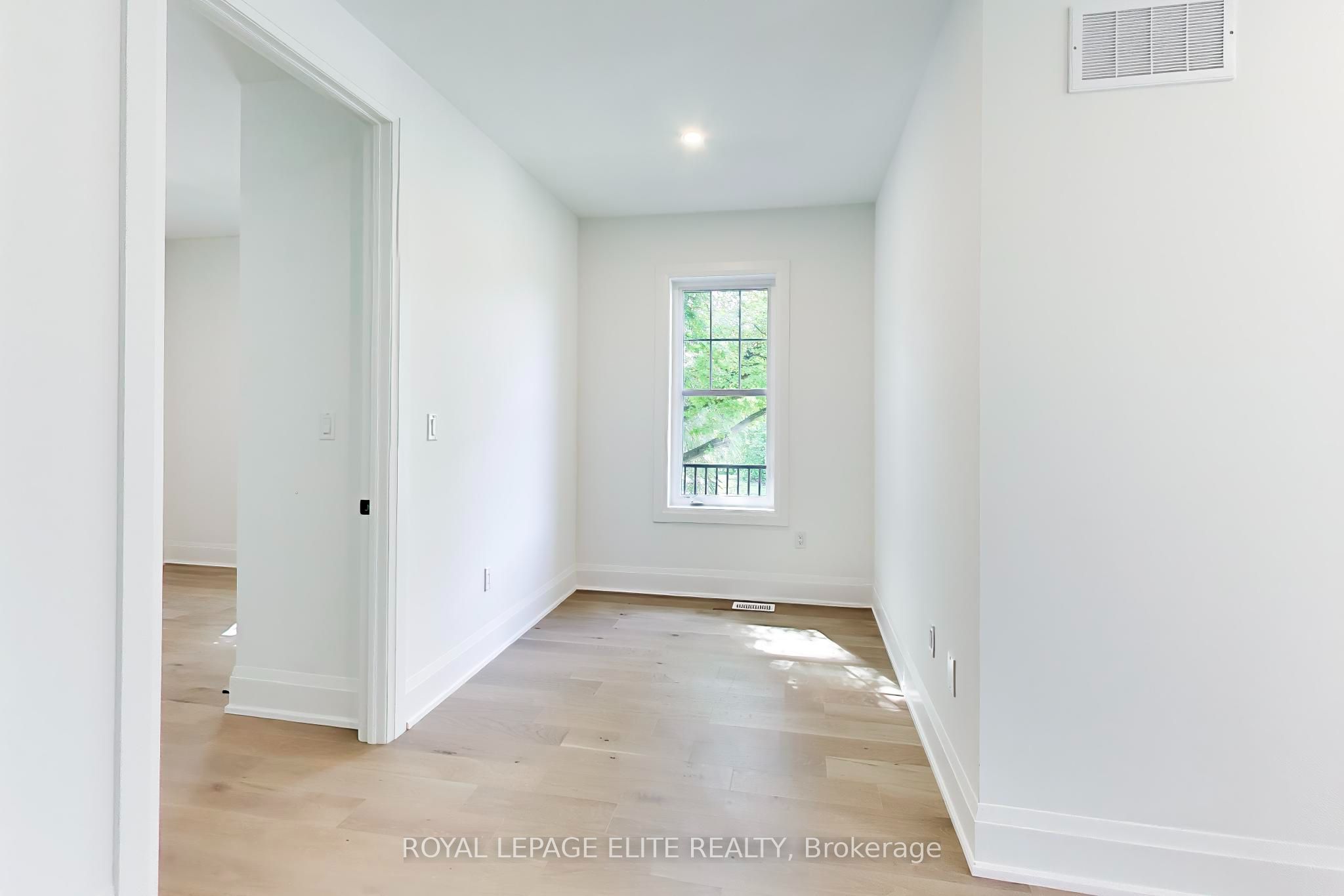 7 Dennison Street S Property Photo 21