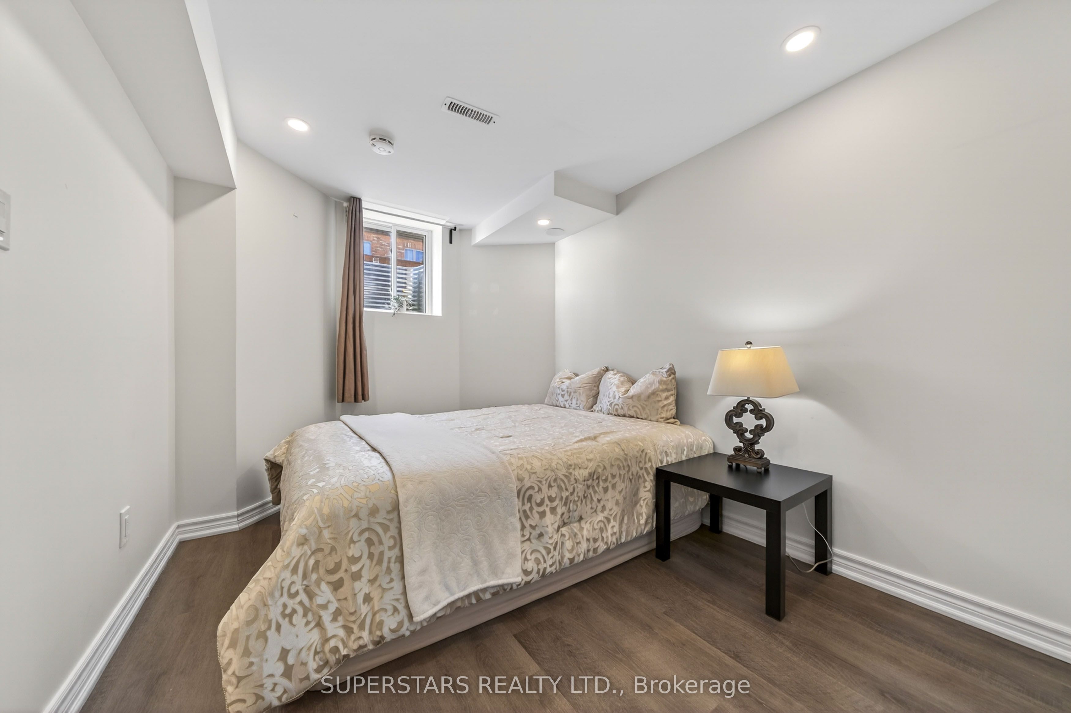 49 Birkett Way Basement Property Photo 8