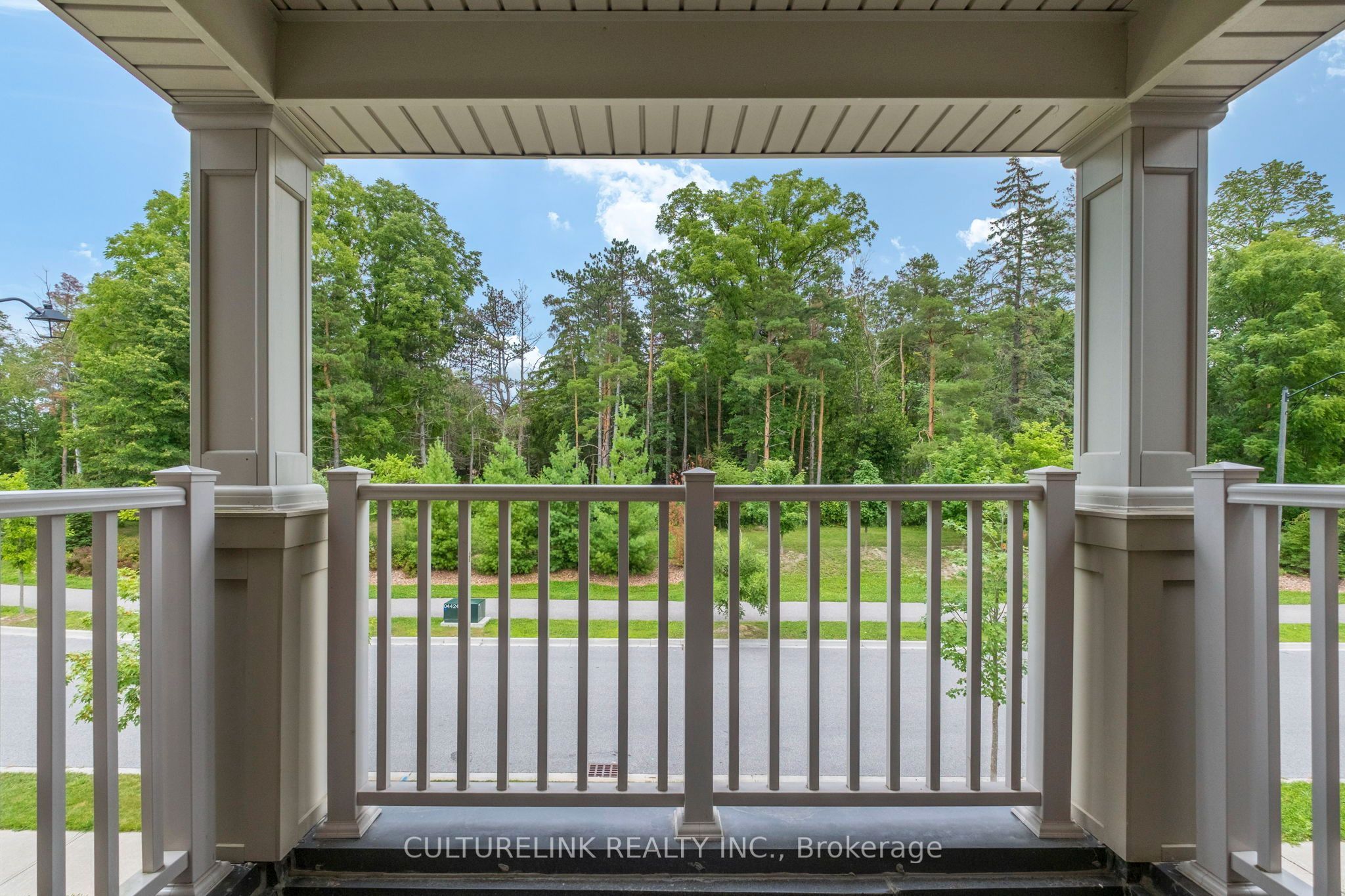 89 Sharonview Crescent Property Photo 22