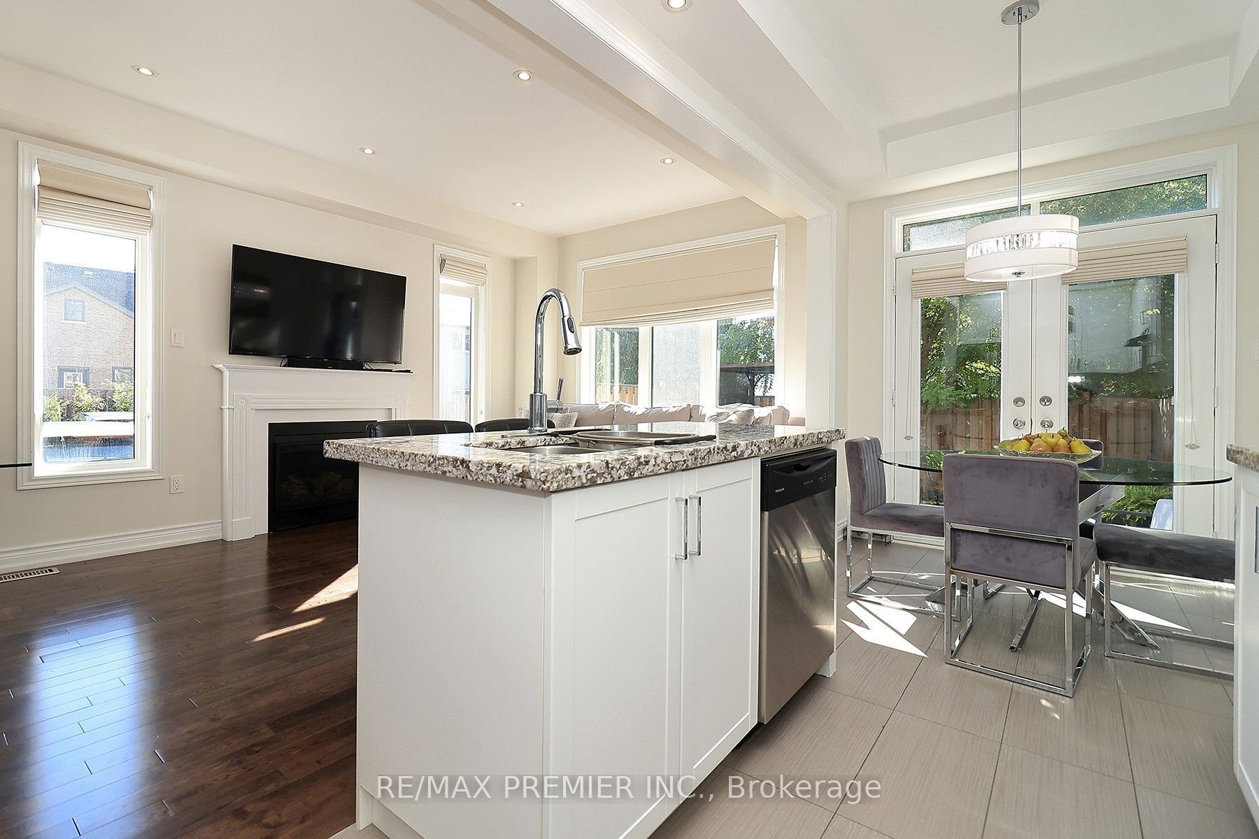 39 Caliber Court Property Photo 6