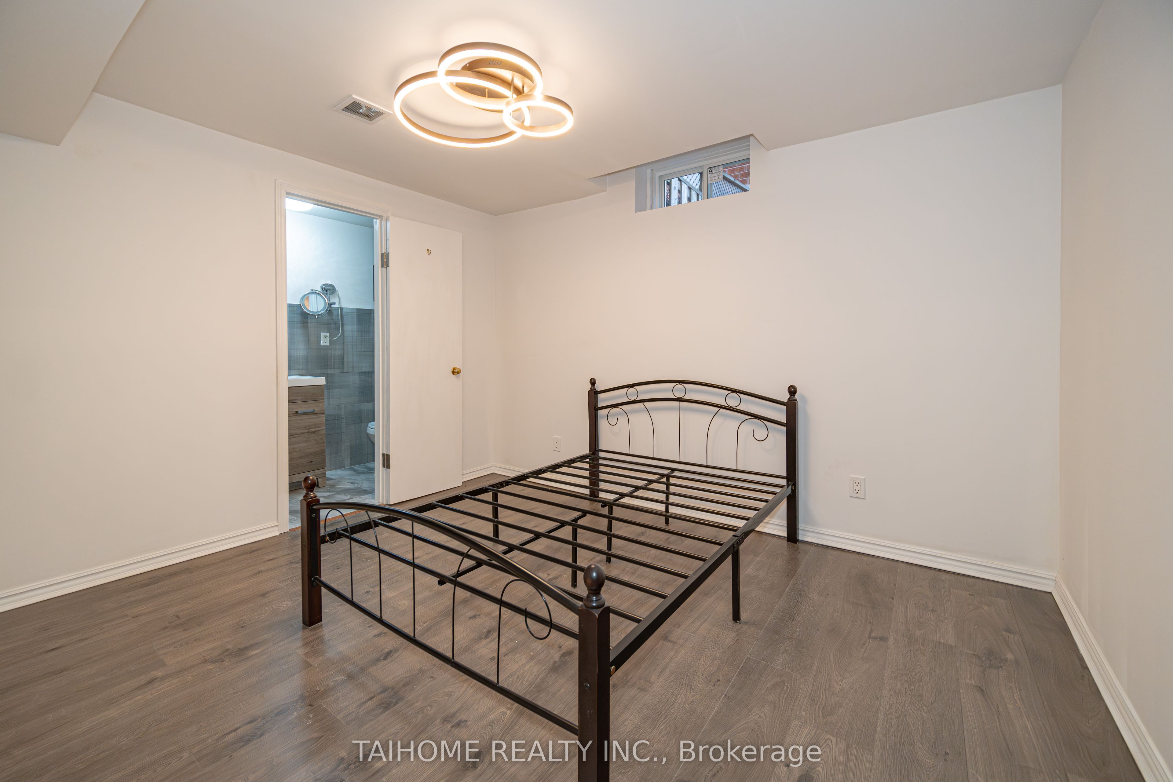 96 Lamar Street Property Photo 17