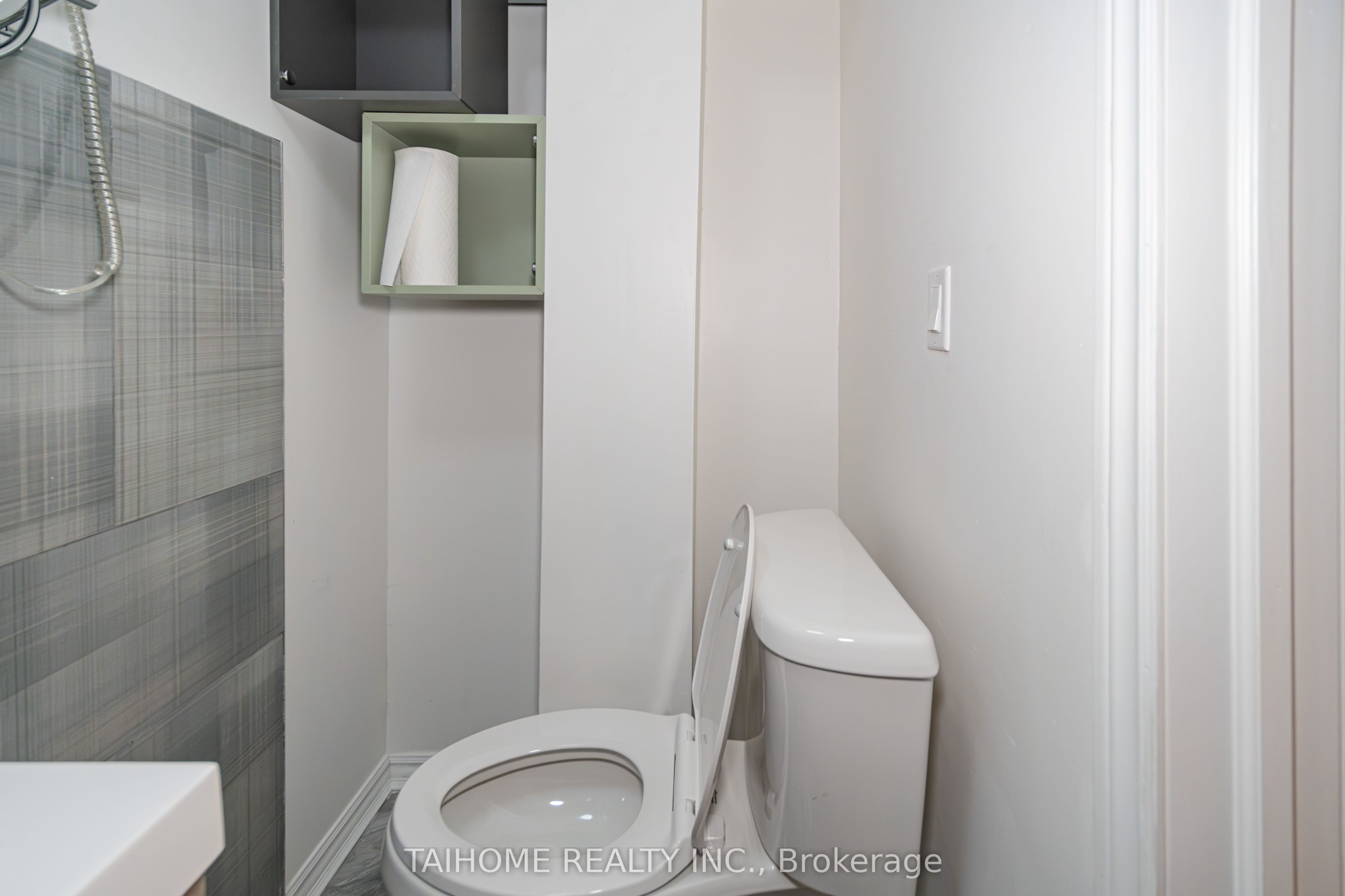 96 Lamar Street Property Photo 19
