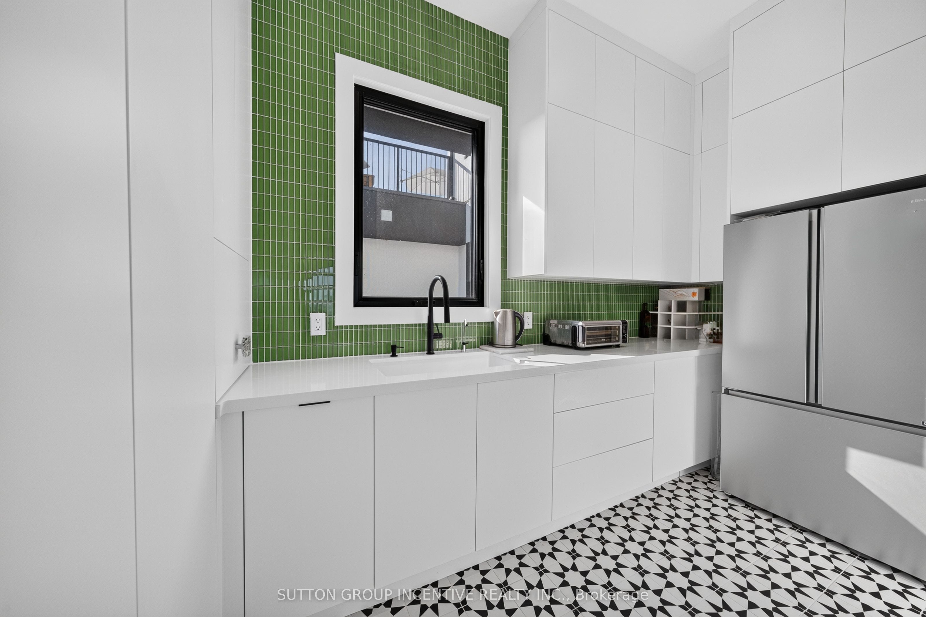 1619 Houston Avenue Property Photo 27