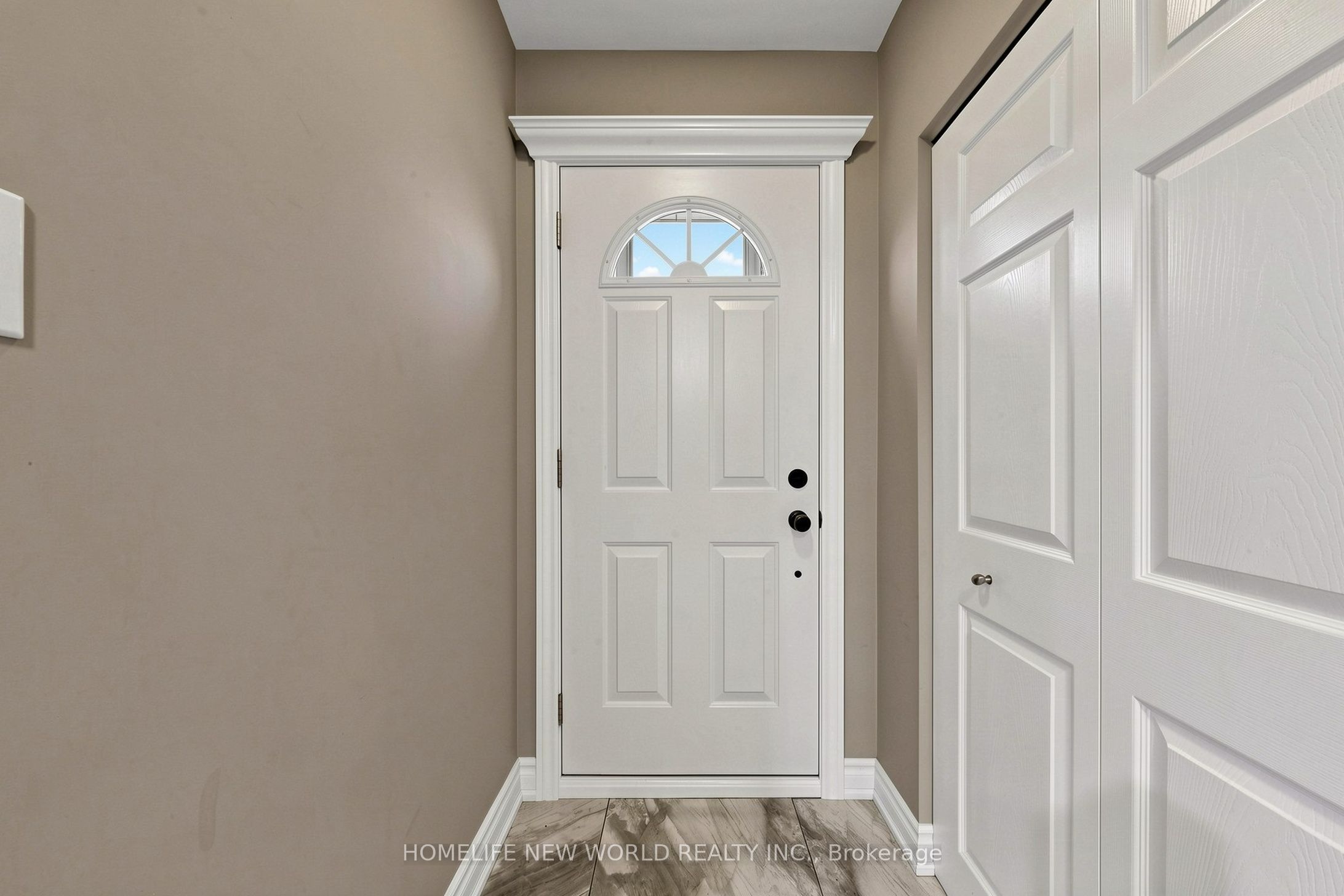 6 Valleycrest Avenue Property Photo 5