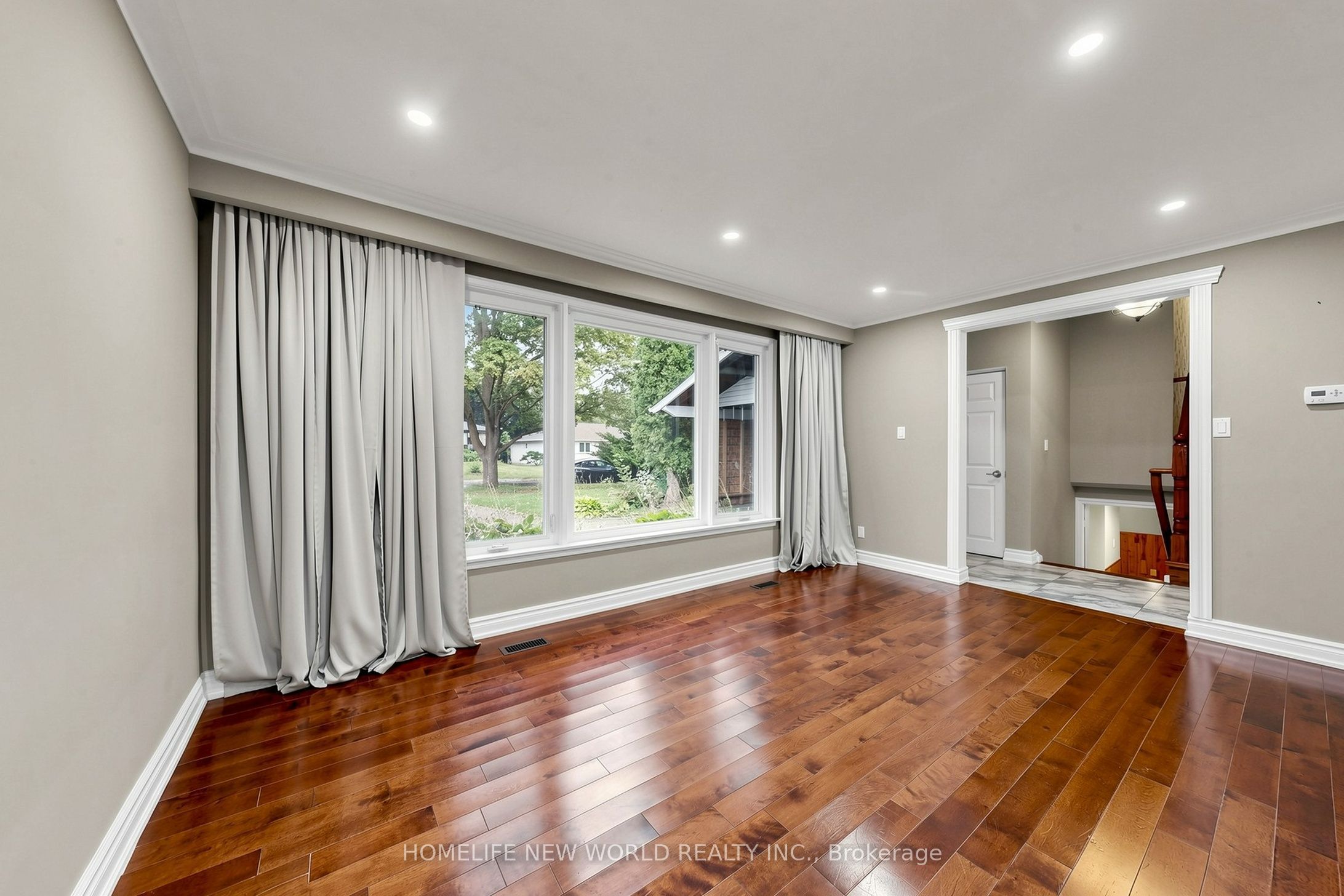 6 Valleycrest Avenue Property Photo 8