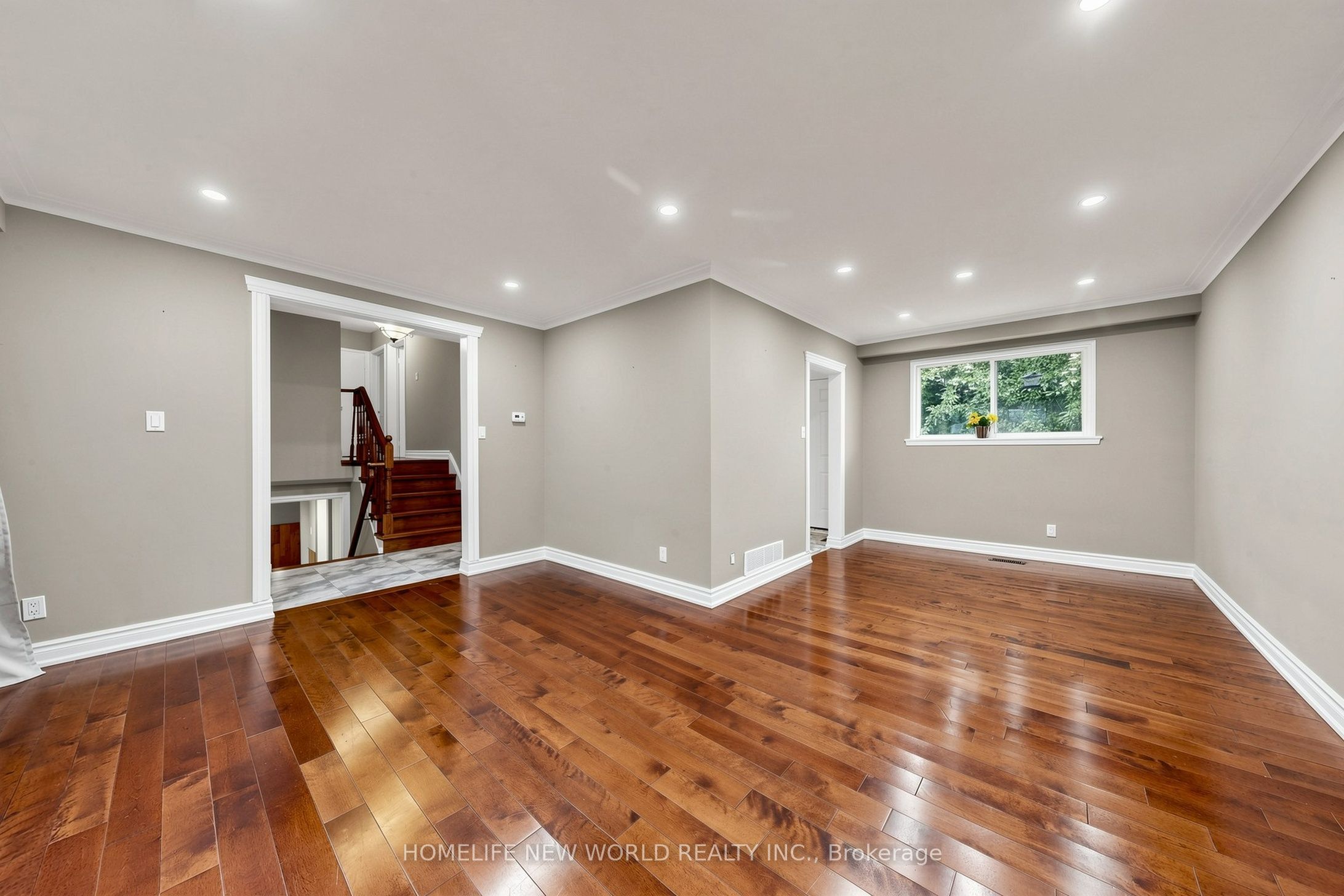 6 Valleycrest Avenue Property Photo 11