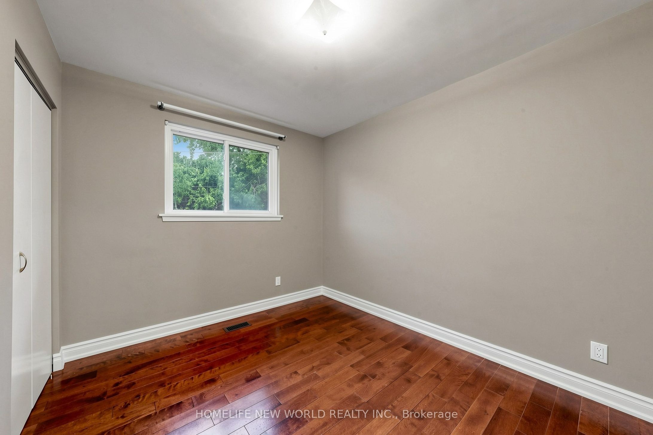 6 Valleycrest Avenue Property Photo 26