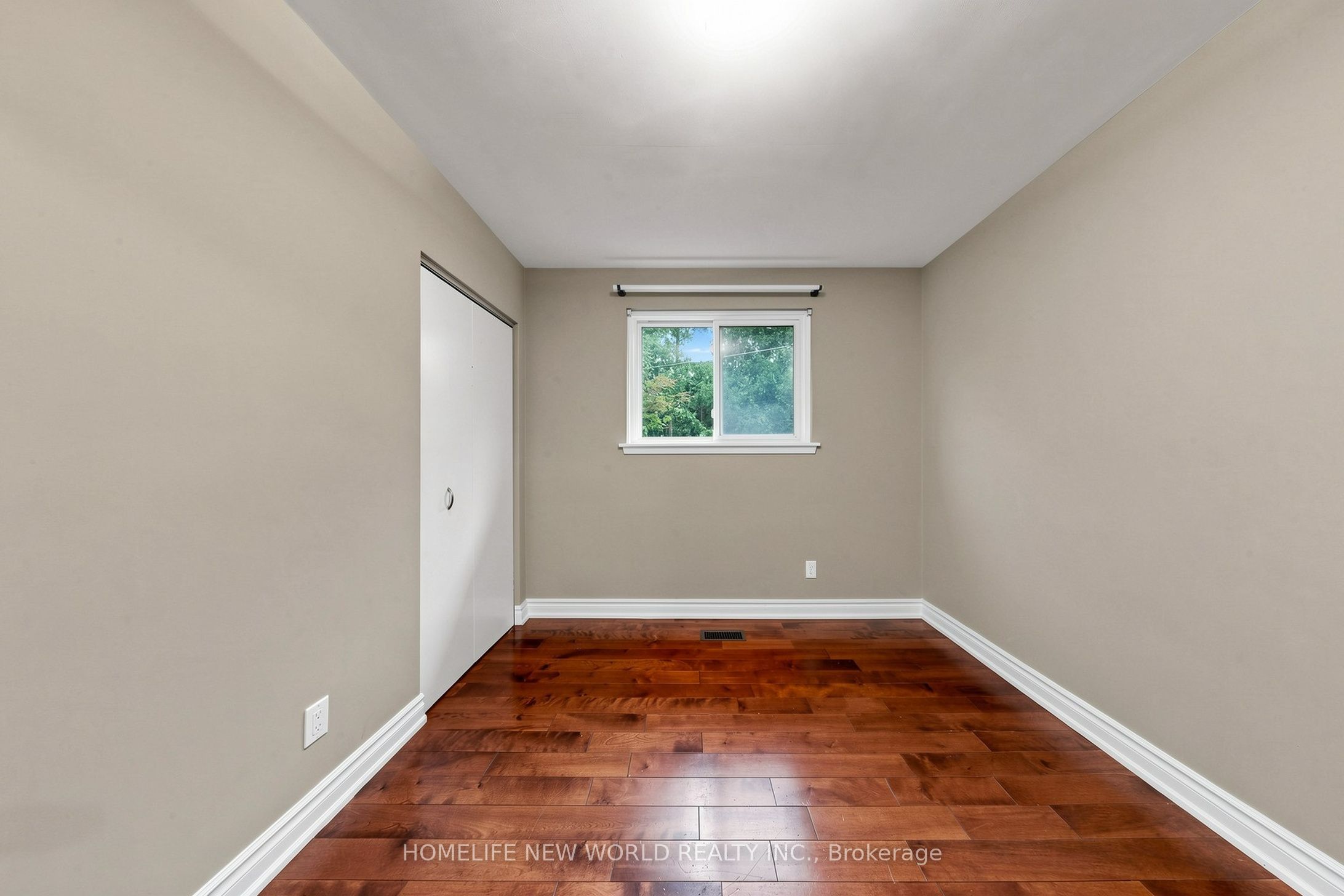 6 Valleycrest Avenue Property Photo 27