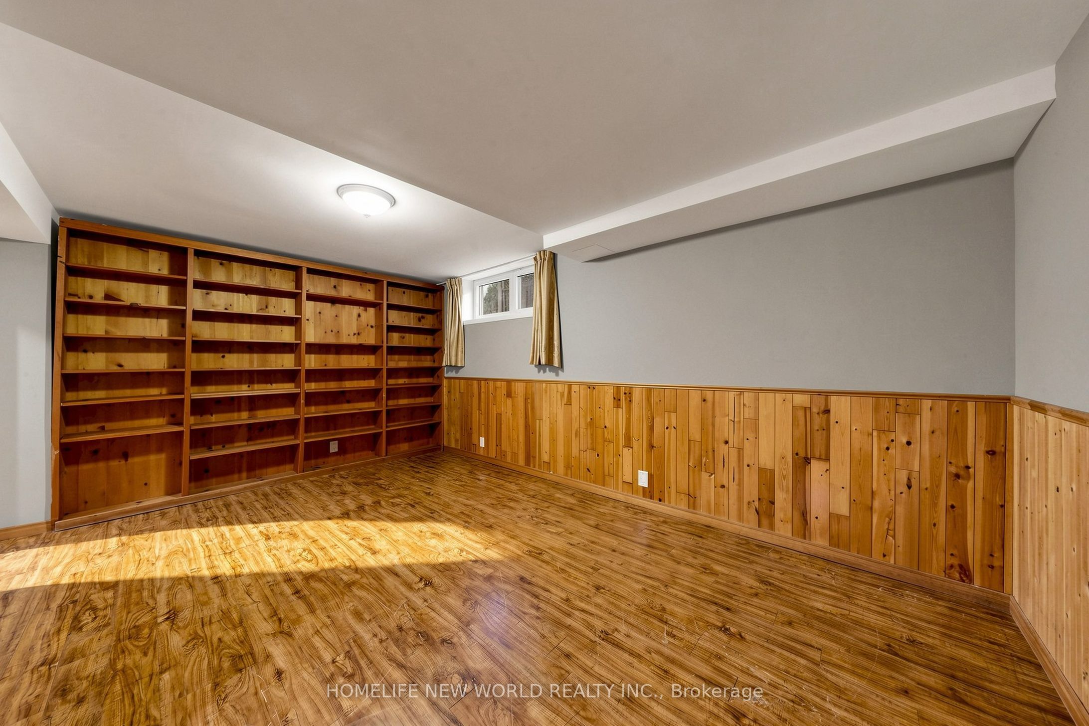 6 Valleycrest Avenue Property Photo 32