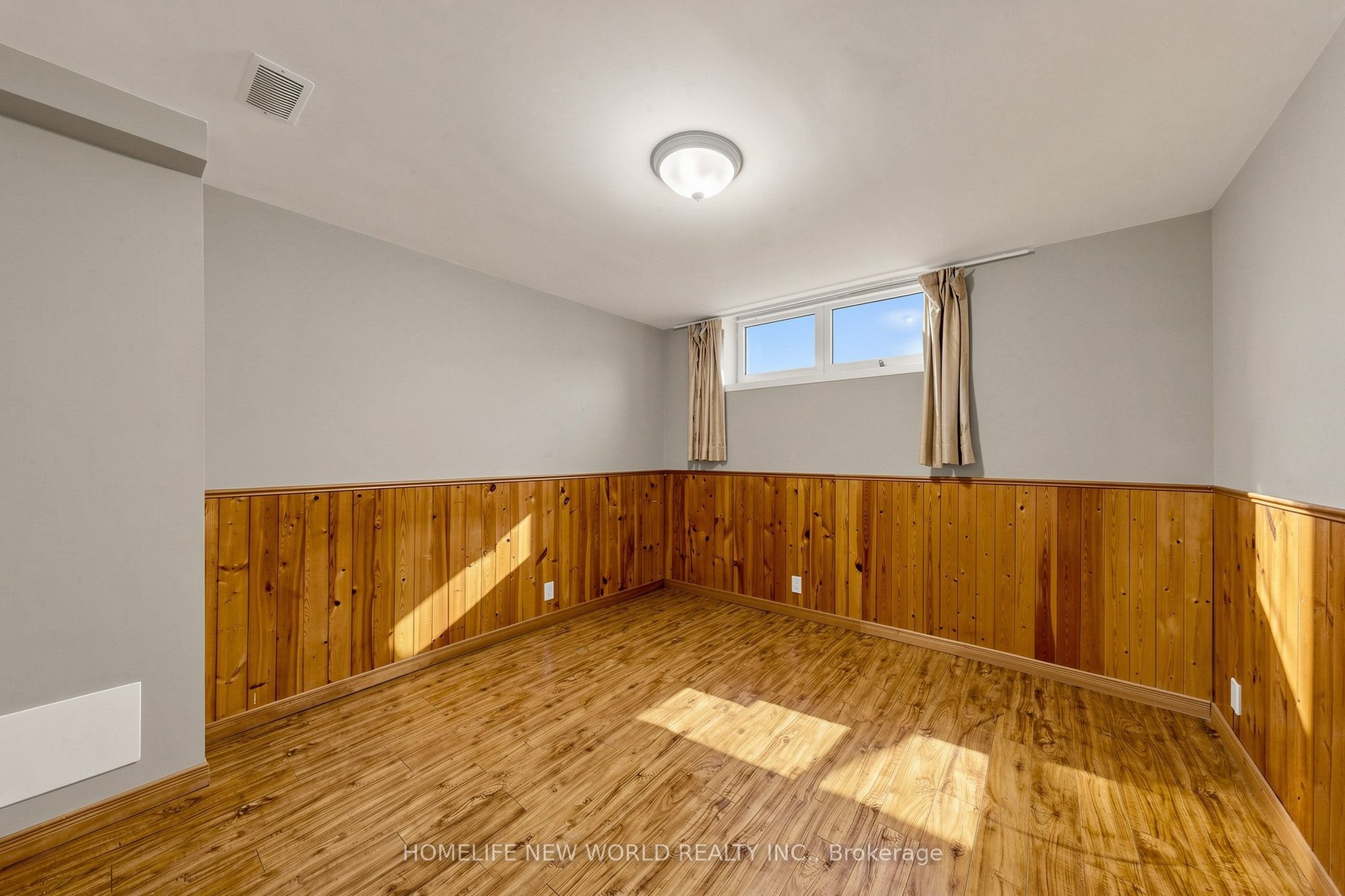 6 Valleycrest Avenue Property Photo 37
