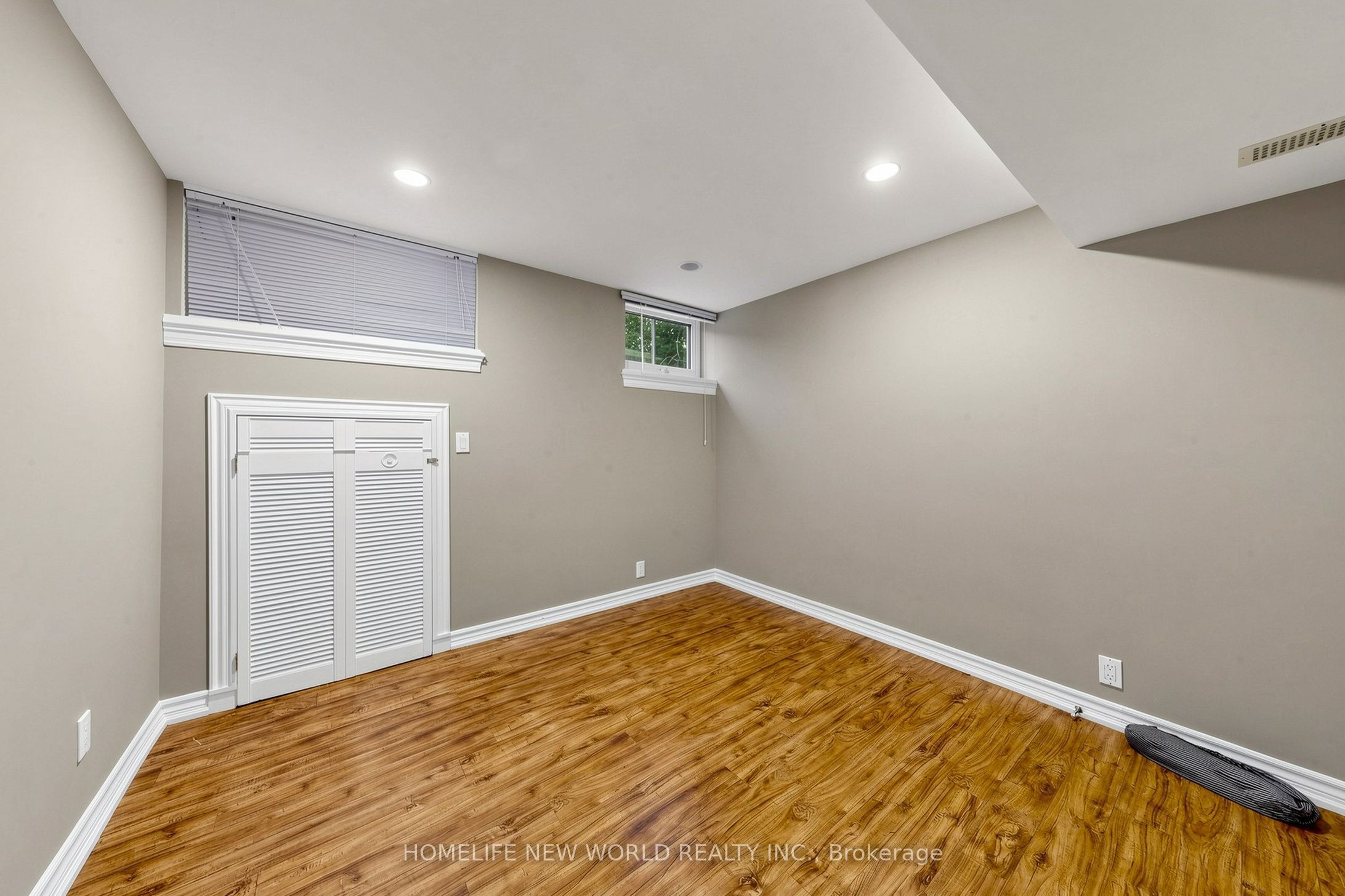 6 Valleycrest Avenue Property Photo 40